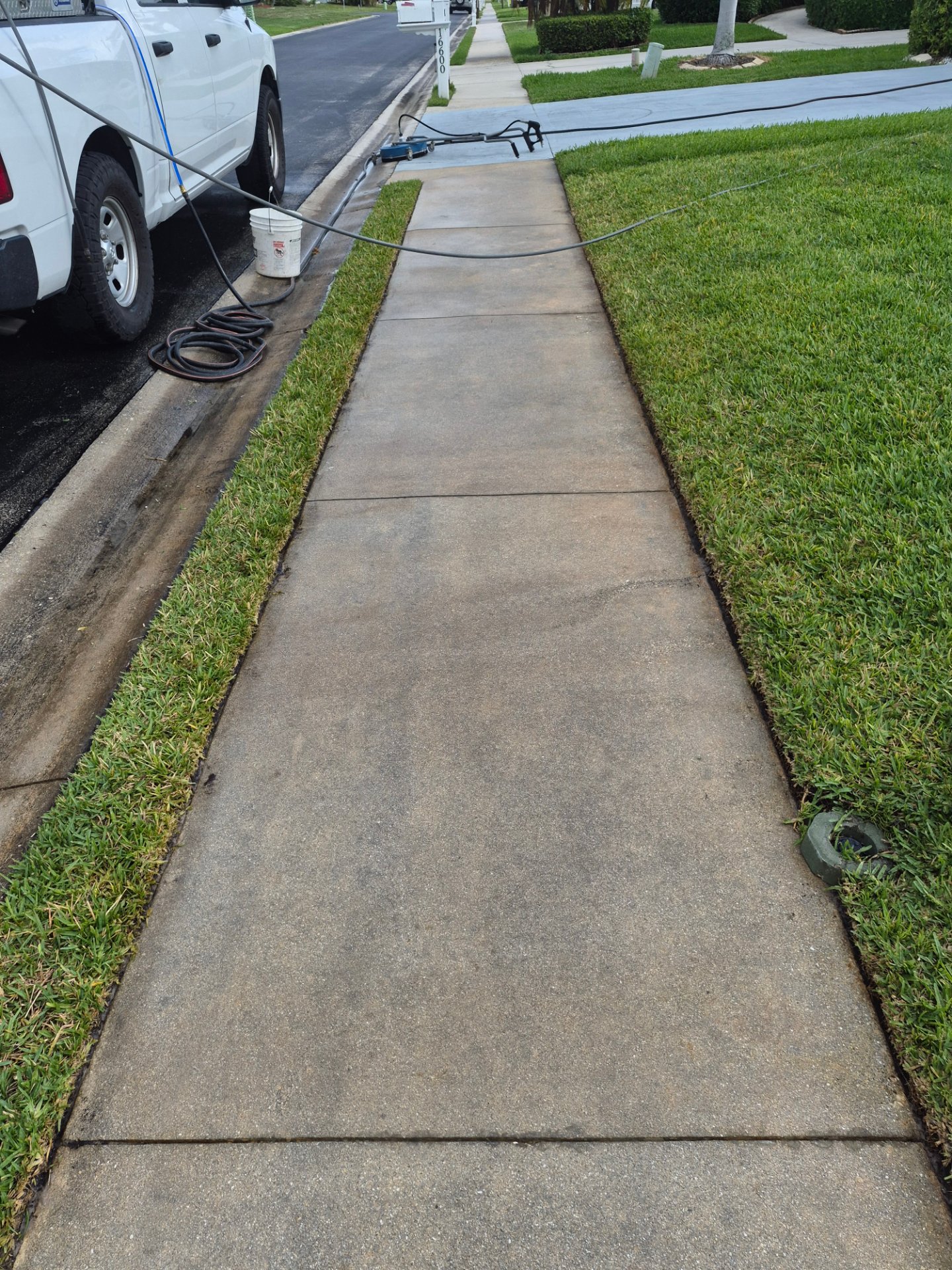 Florida wash solutions, Pressure Washing in Lehigh acres , FL - photo 7