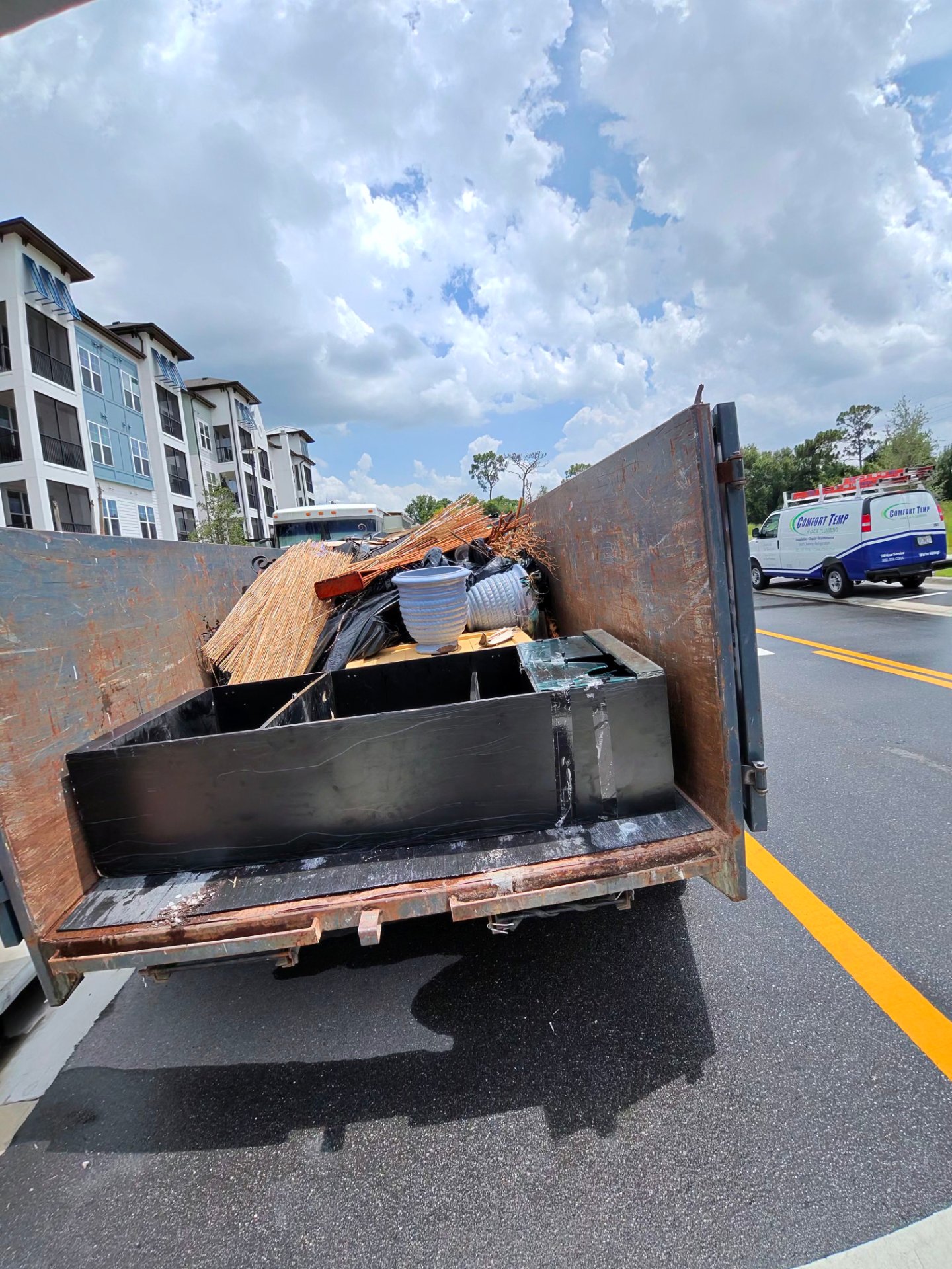 Checheres DumpsterRental LLC, Junk Removal in Orlando, FL - photo 3