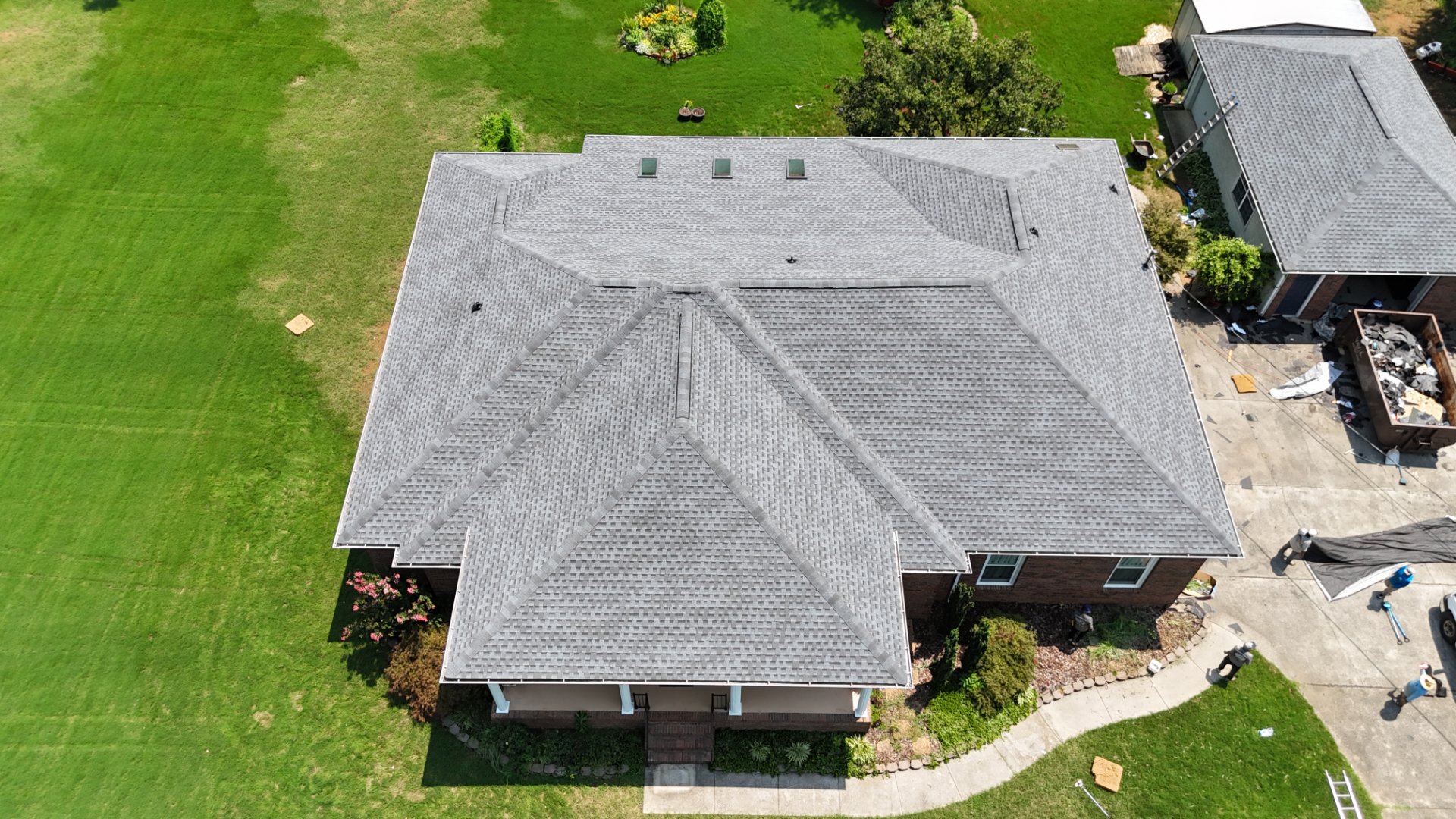 Complete Roofing/Spradlin Construction, Roof Installation or Replacement in Madison , AL - photo 3