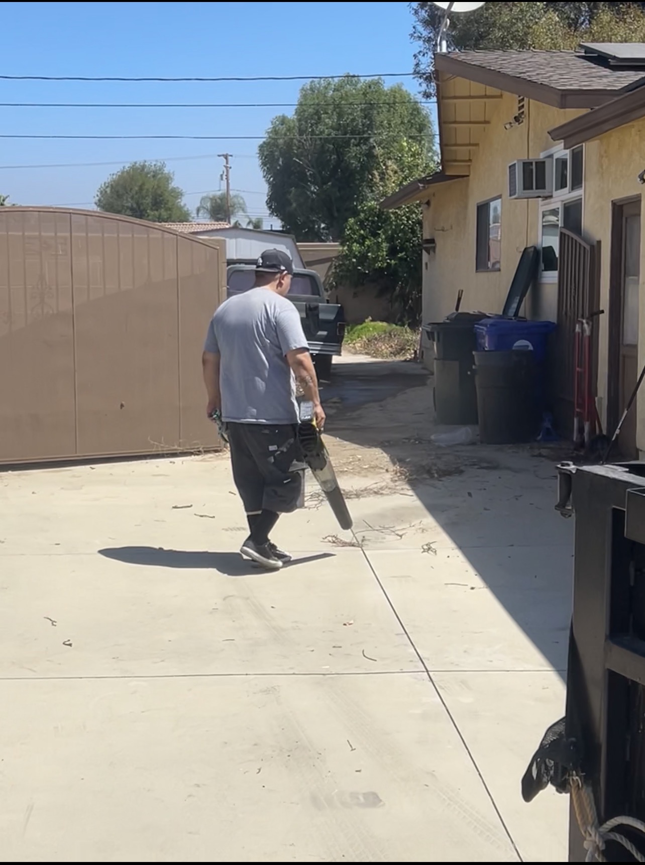 Jonalex junk removal, Residential Junk Removal in Highland, CA - photo 2