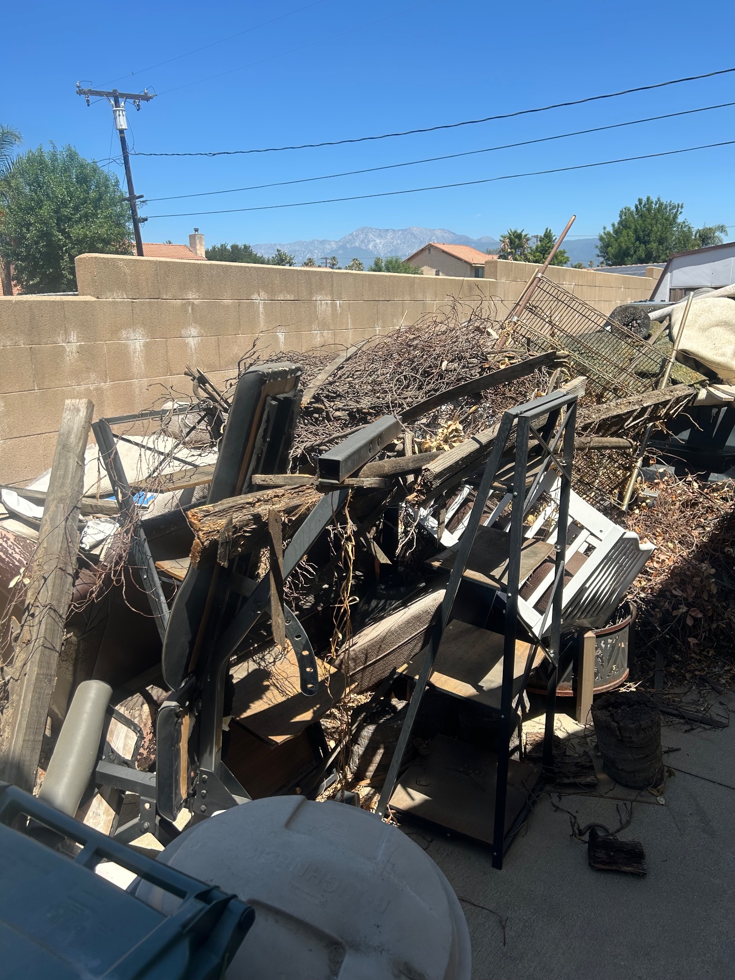 Jonalex junk removal, Residential Junk Removal in Highland, CA - photo 4