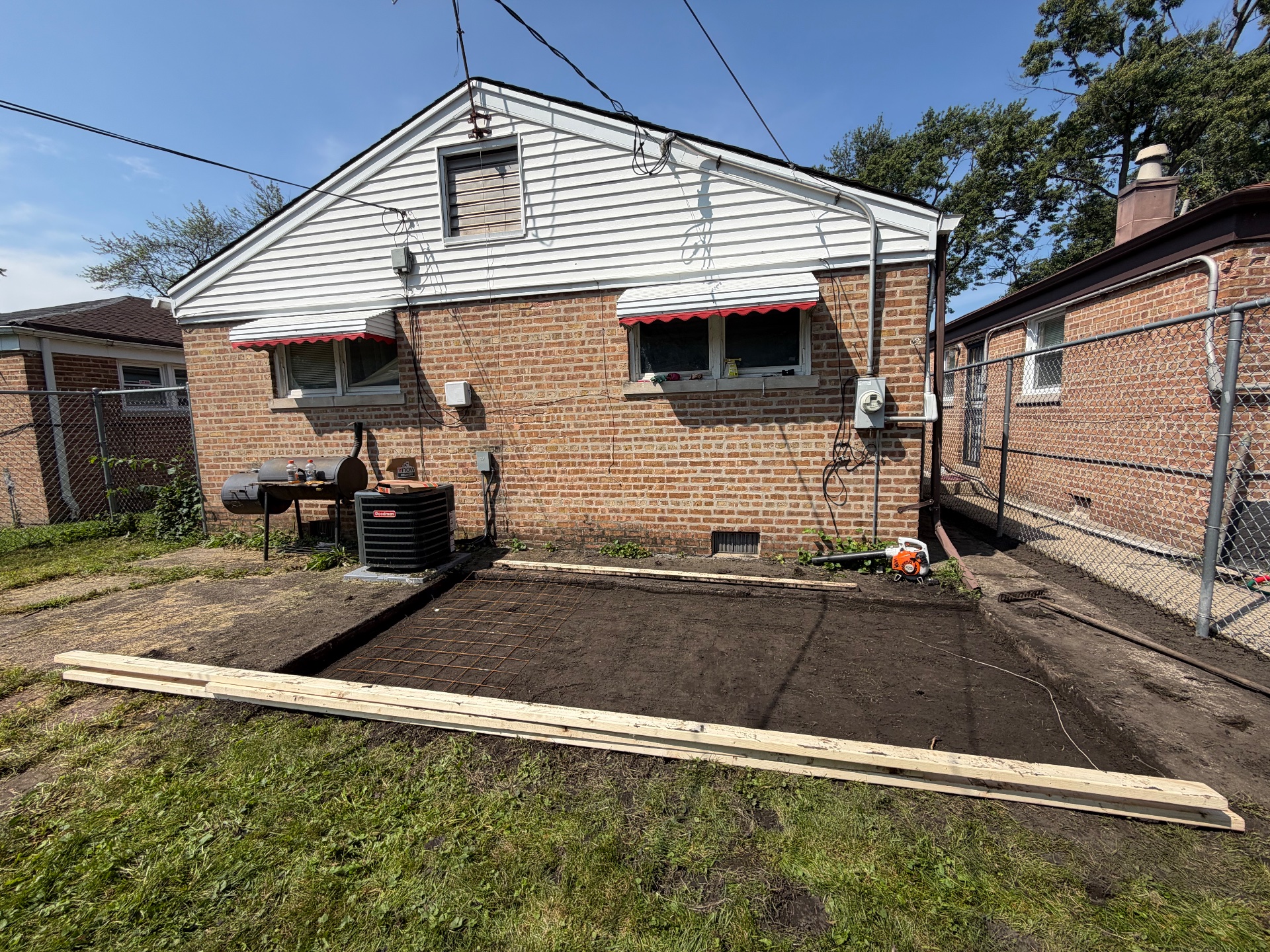 MC Premire Landscaping, Outdoor Landscaping and Design in Des Plaines, IL - photo 3