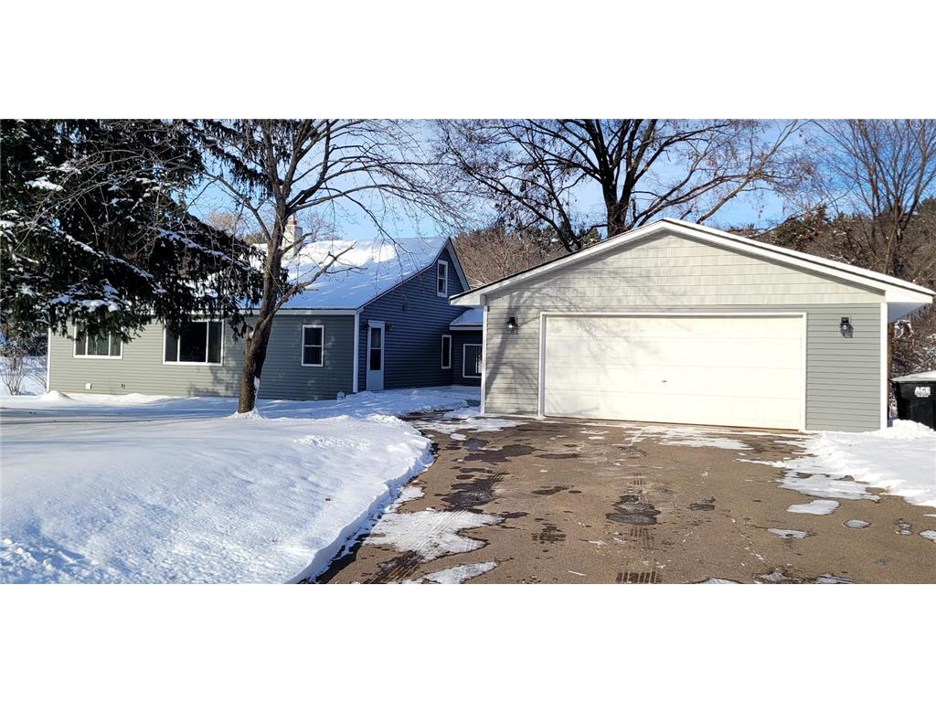 Bald Eagle Realty LLC, Apartments in Brooklyn Park, MN - photo 4