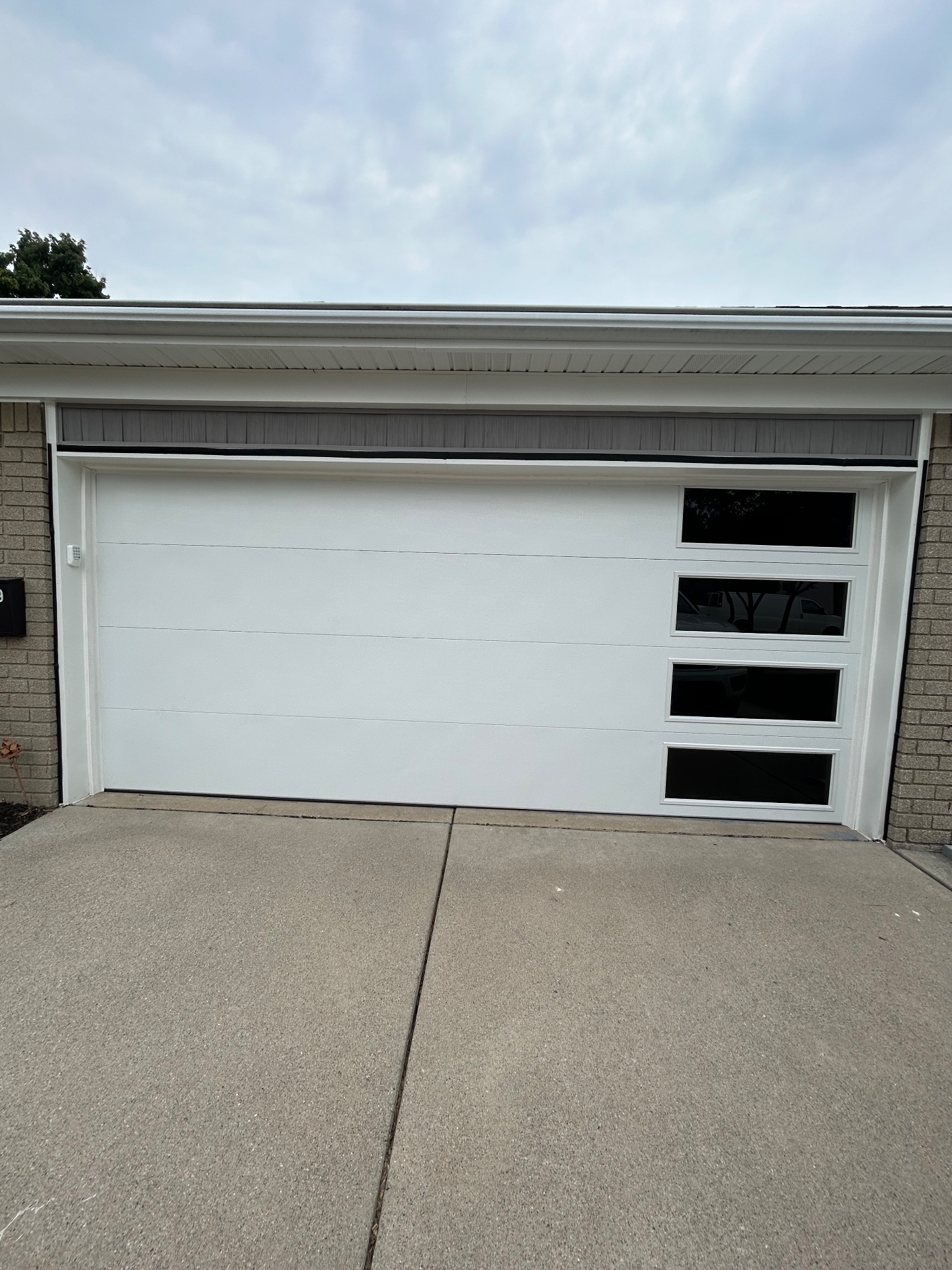 Thapa Garage Doors, Garage Door Installation or Replacement in Clinton Township, MI - photo 1
