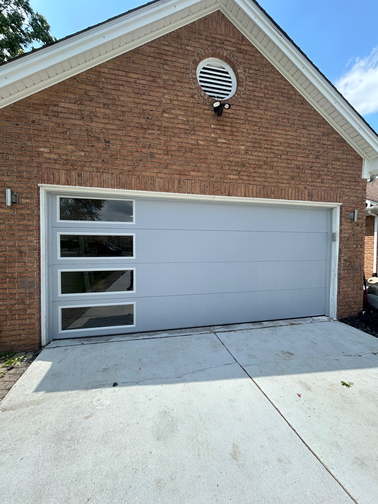 Thapa Garage Doors, Garage Door Installation or Replacement in Clinton Township, MI - photo 8