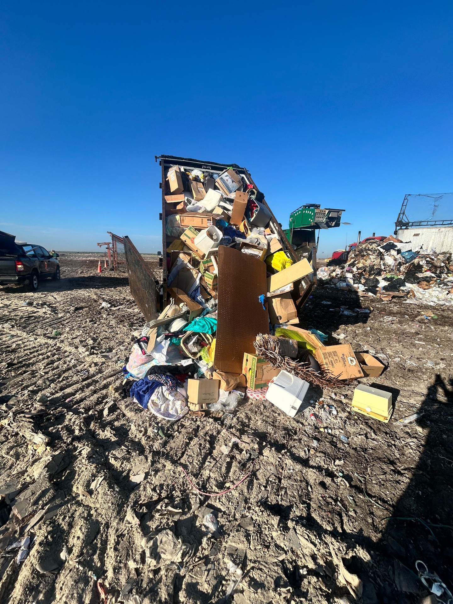 Filler-Up Dumpsters Inc., Commercial Cleanouts in Cape Coral, FL - photo 6