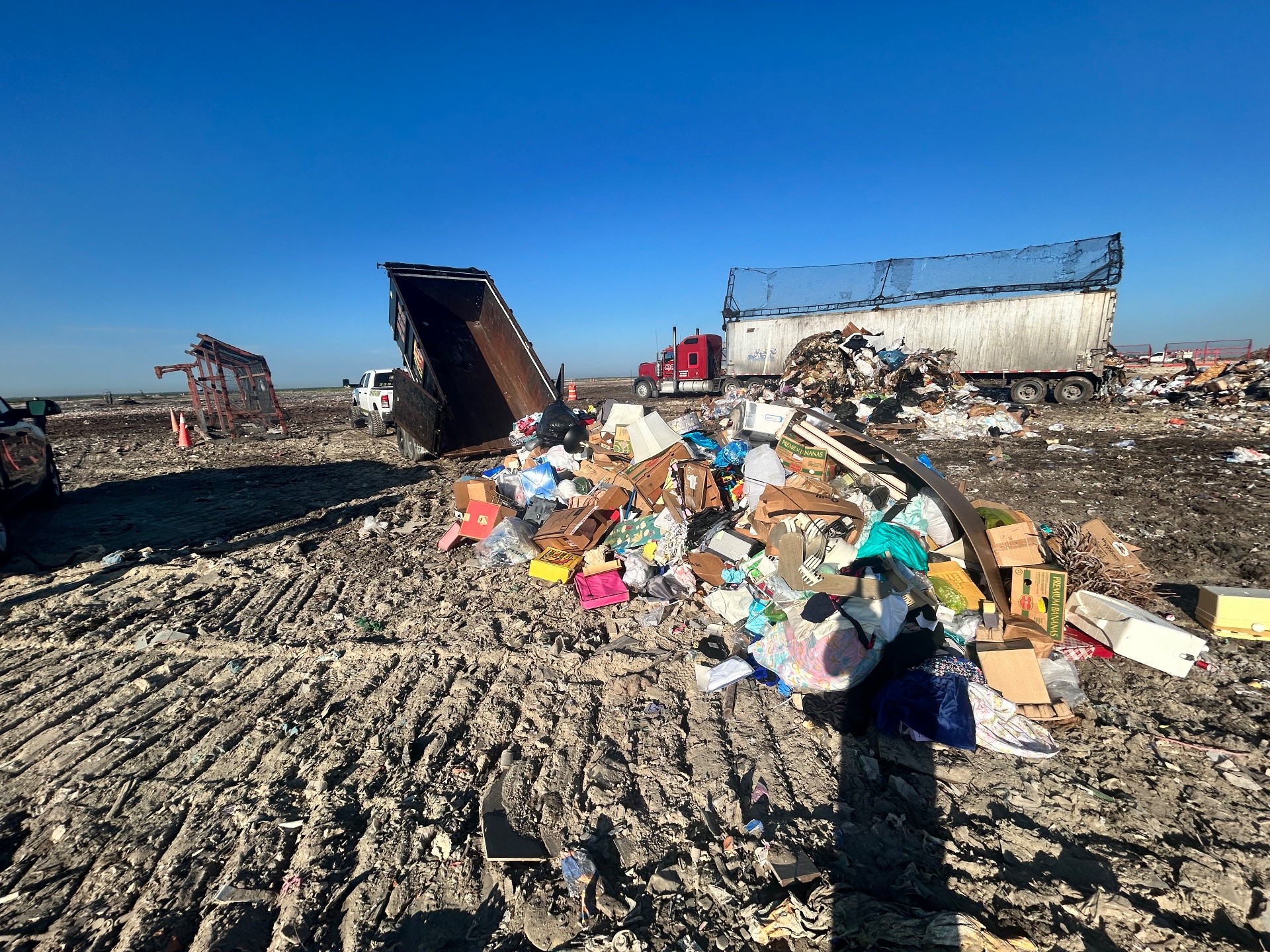 Filler-Up Dumpsters Inc., Commercial Cleanouts in Cape Coral, FL - photo 7