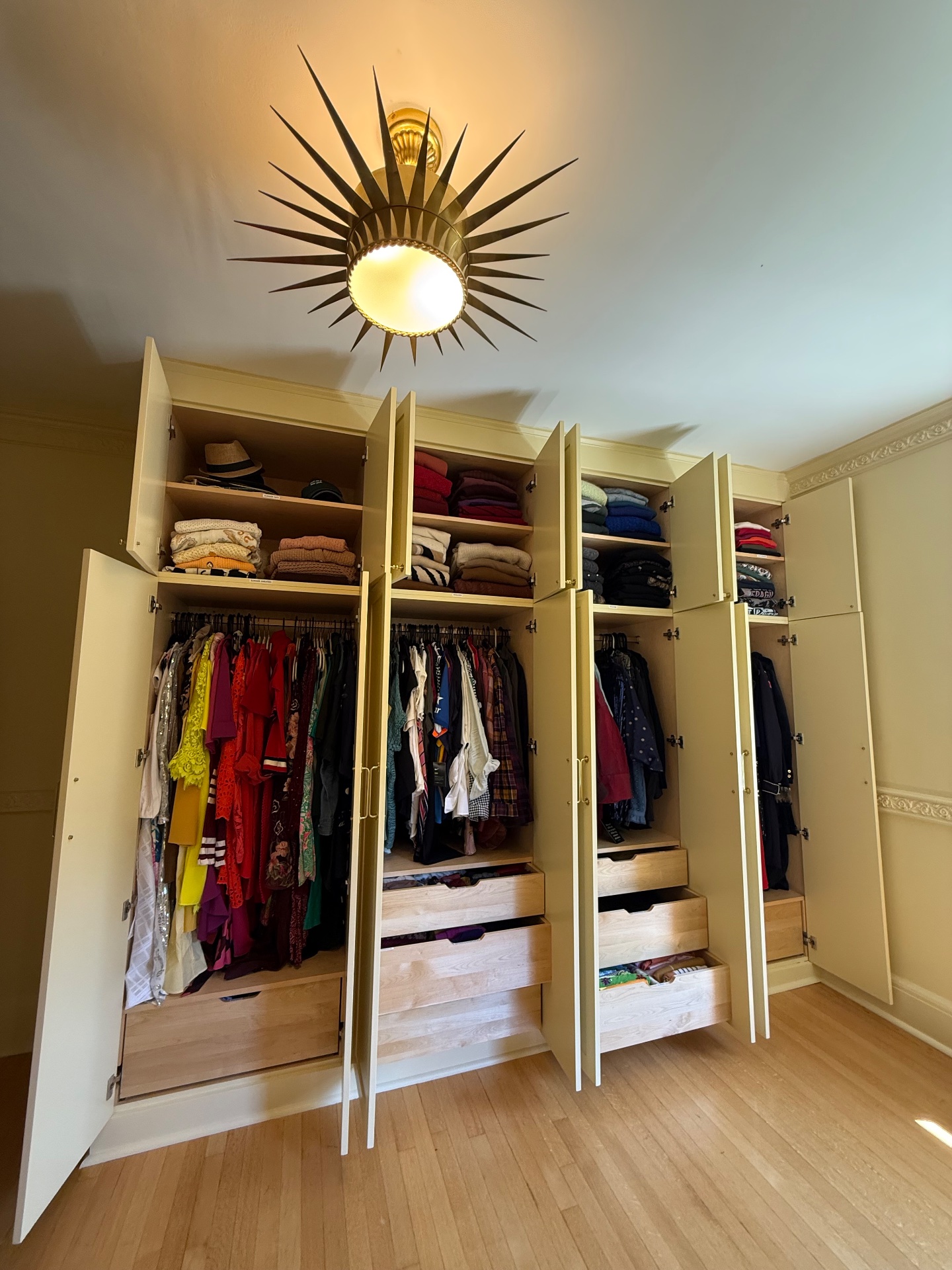Home Harmony Organizing with Kate, Holiday Decorating Services in Morristown, NJ - photo 3