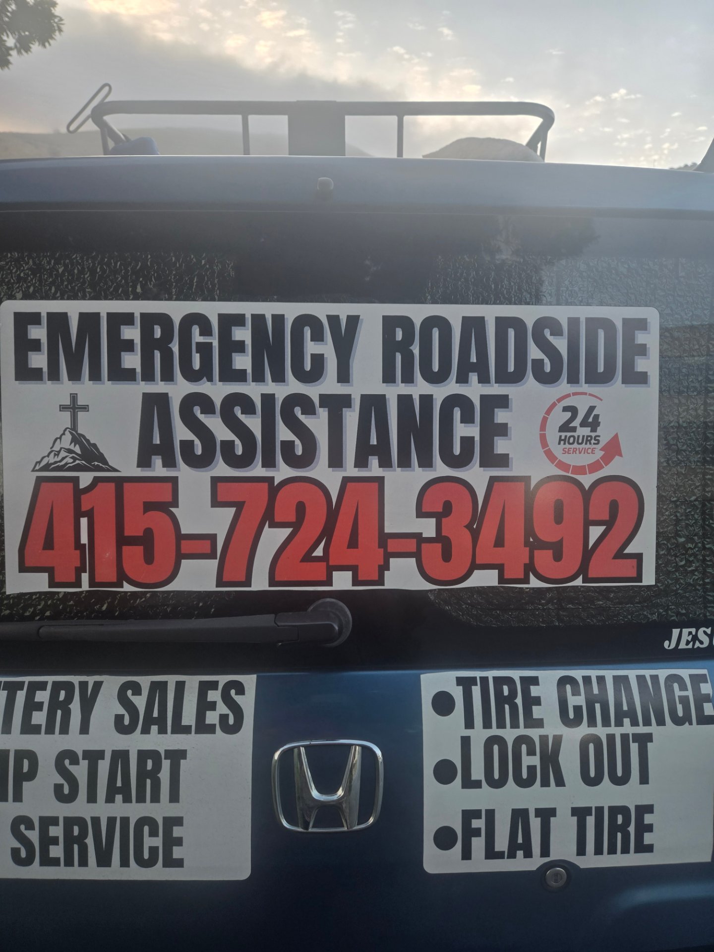 Emergency roadside assistant  service $40, Vehicle Towing Services in Bonners Ferry, ID - photo 3
