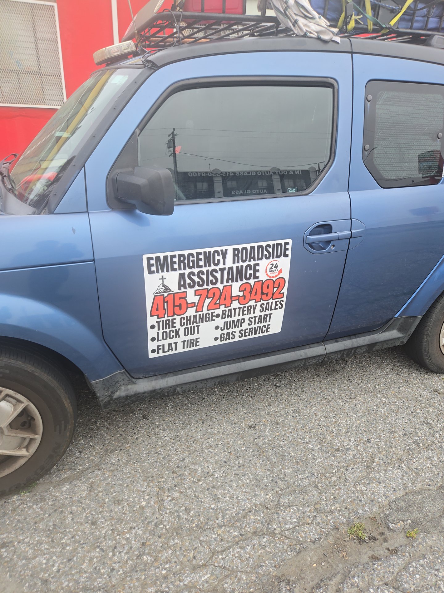 Emergency roadside assistant  service $40, Vehicle Towing Services in Bonners Ferry, ID - photo 5