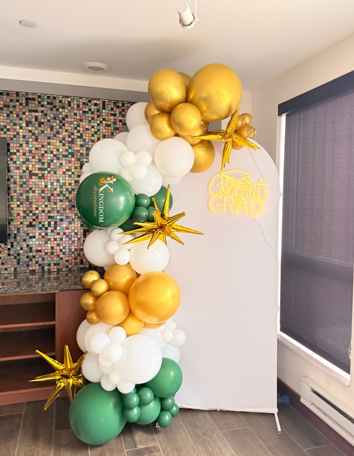 Kingdom Decorations, Balloon Twisting in Maple Grove, MN - photo 5