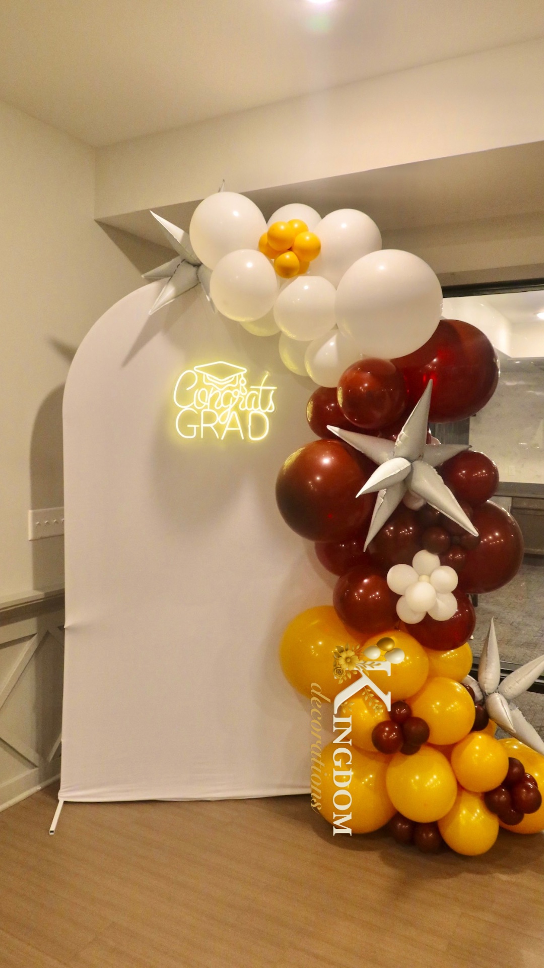 Kingdom Decorations, Balloon Twisting in Maple Grove, MN - photo 8