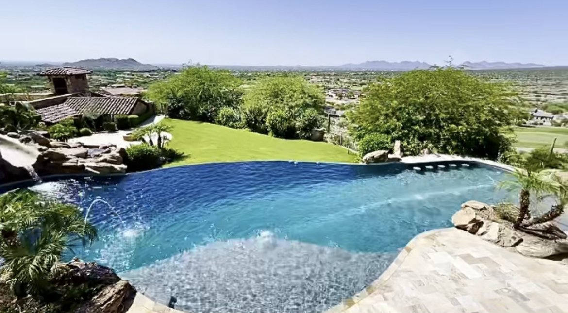 Blue Desert Pools, Hot Tub and Spa Cleaning and Maintenance in Mesa, AZ - photo 6