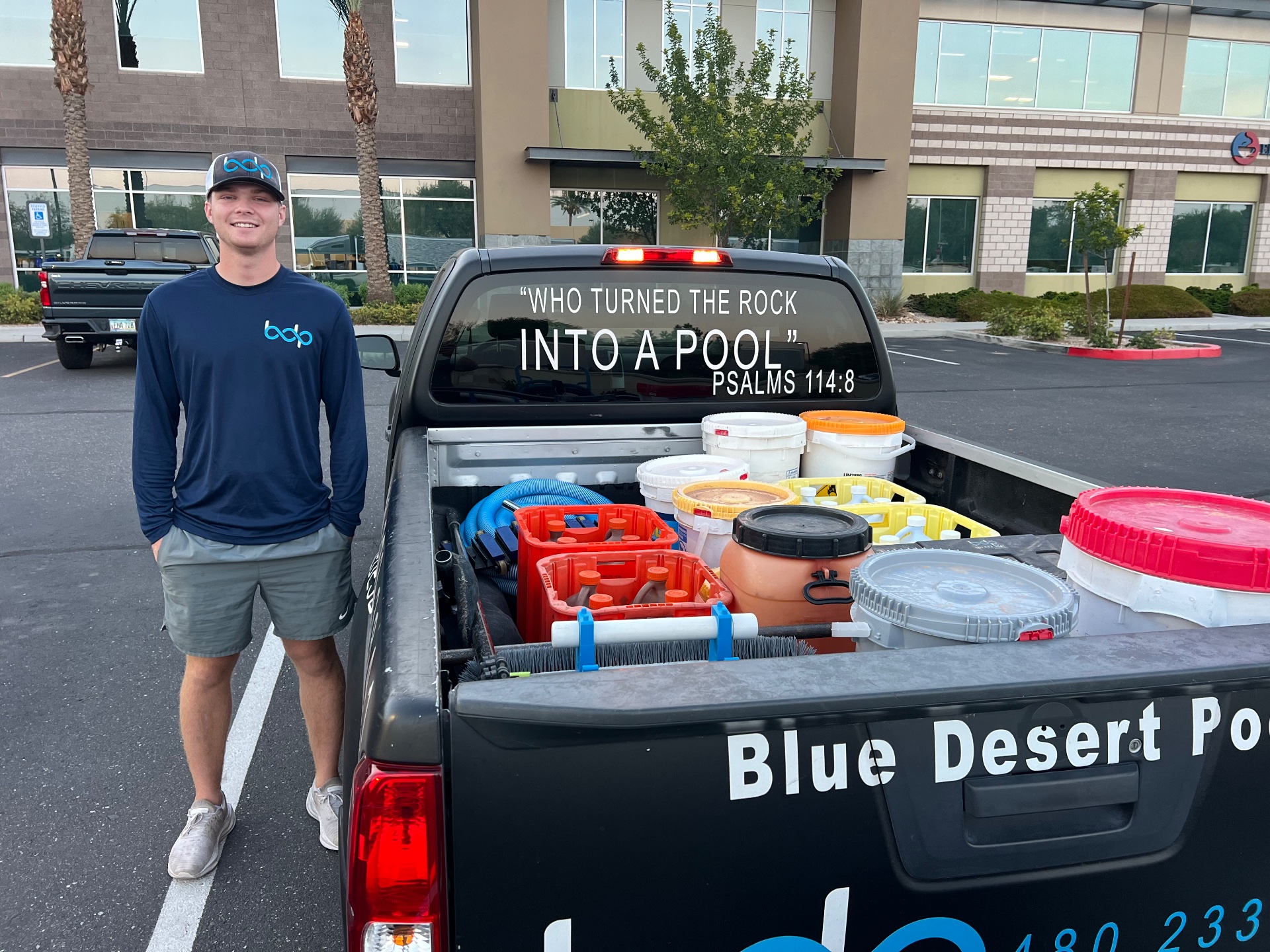 Blue Desert Pools, Hot Tub and Spa Cleaning and Maintenance in Mesa, AZ - photo 1
