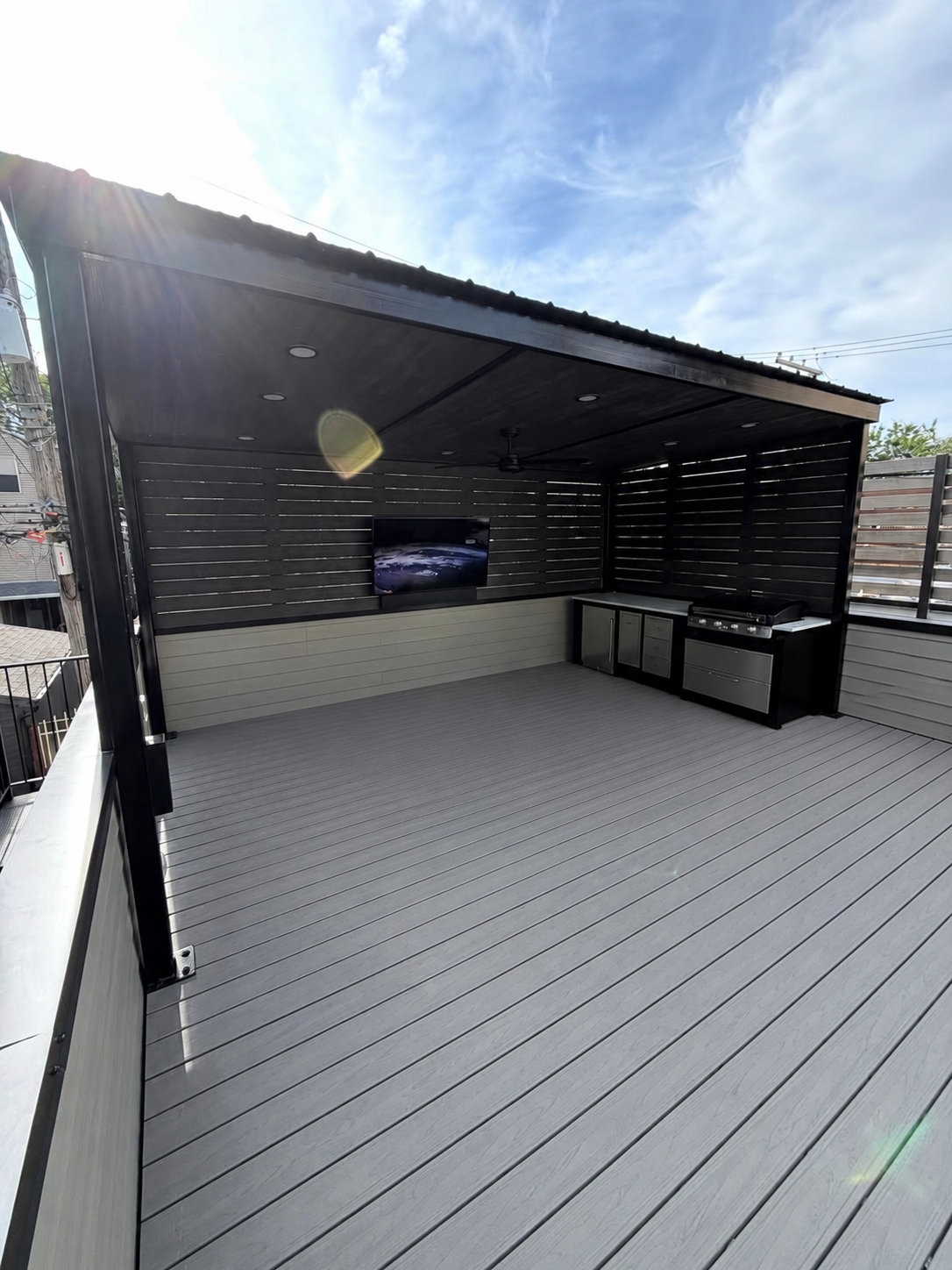 Chicago Luxury Decks, Deck or Porch Remodel or Addition in Des Plaines, IL - photo 6