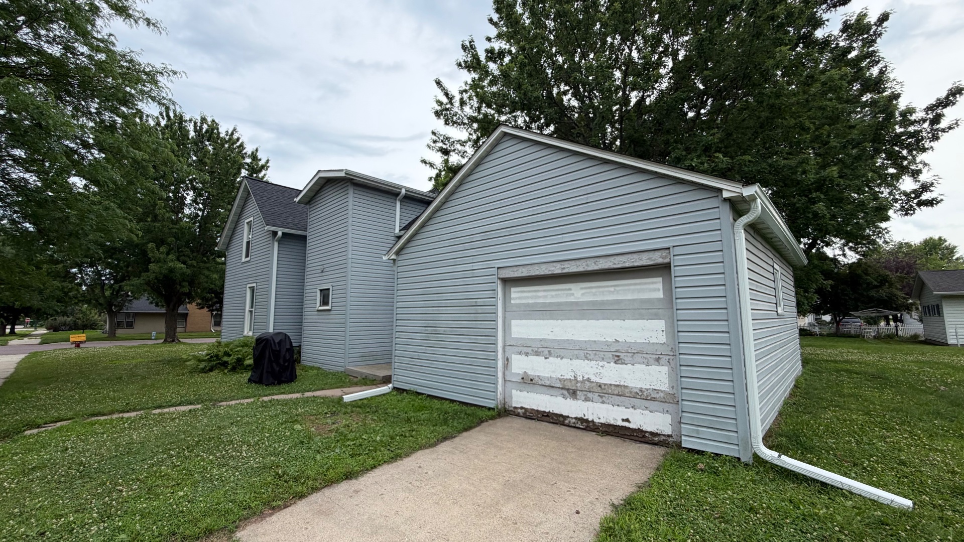 Elite Gutters, Gutter Installation or Replacement in Le Sueur, MN - photo 5