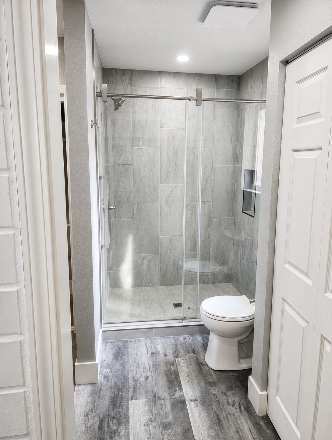Dbr construction services, Bathroom Remodel in Mesa, AZ - photo 1