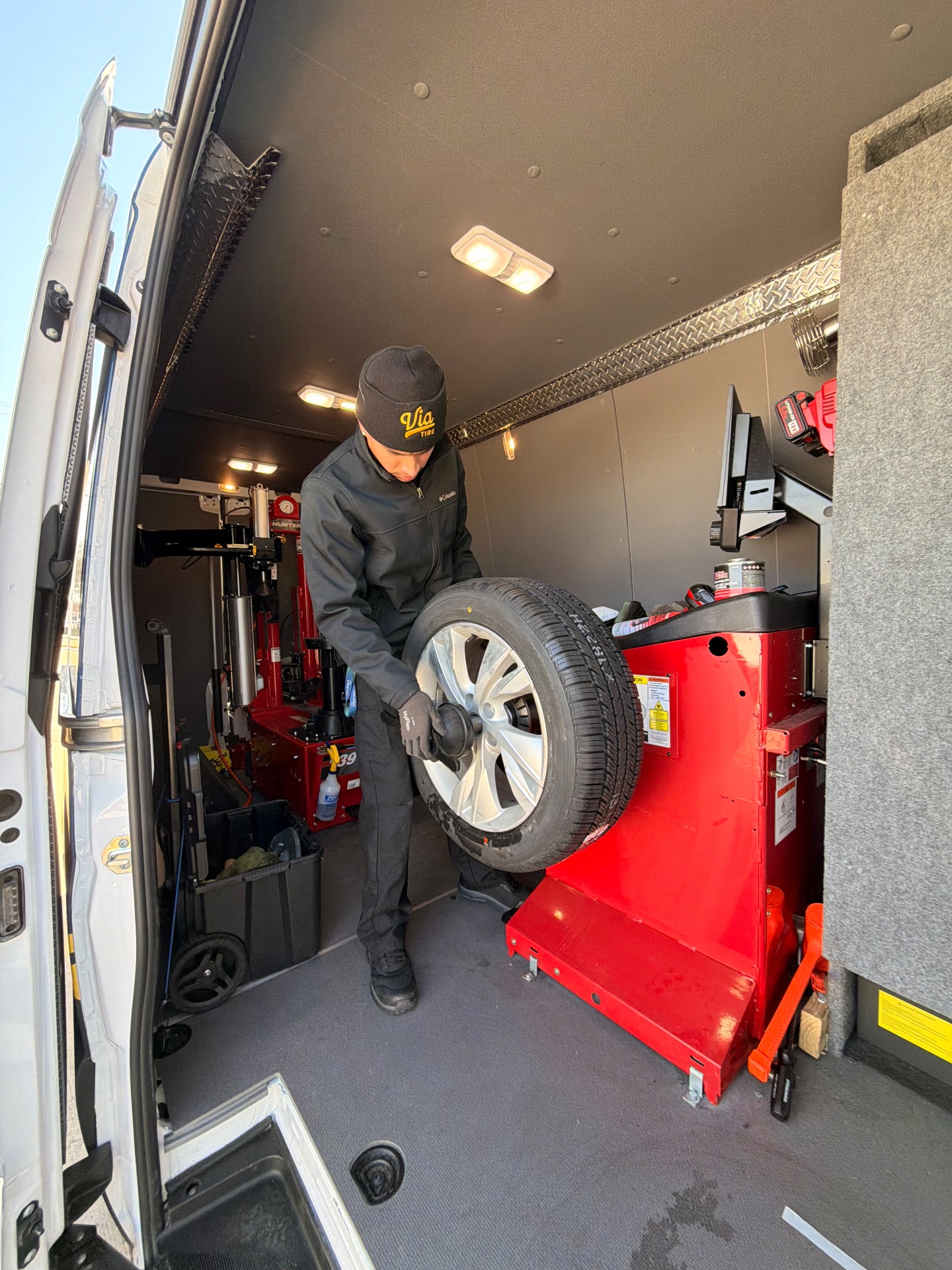 Via Tire, Fleet Maintenance in Lewisville, TX - photo 4