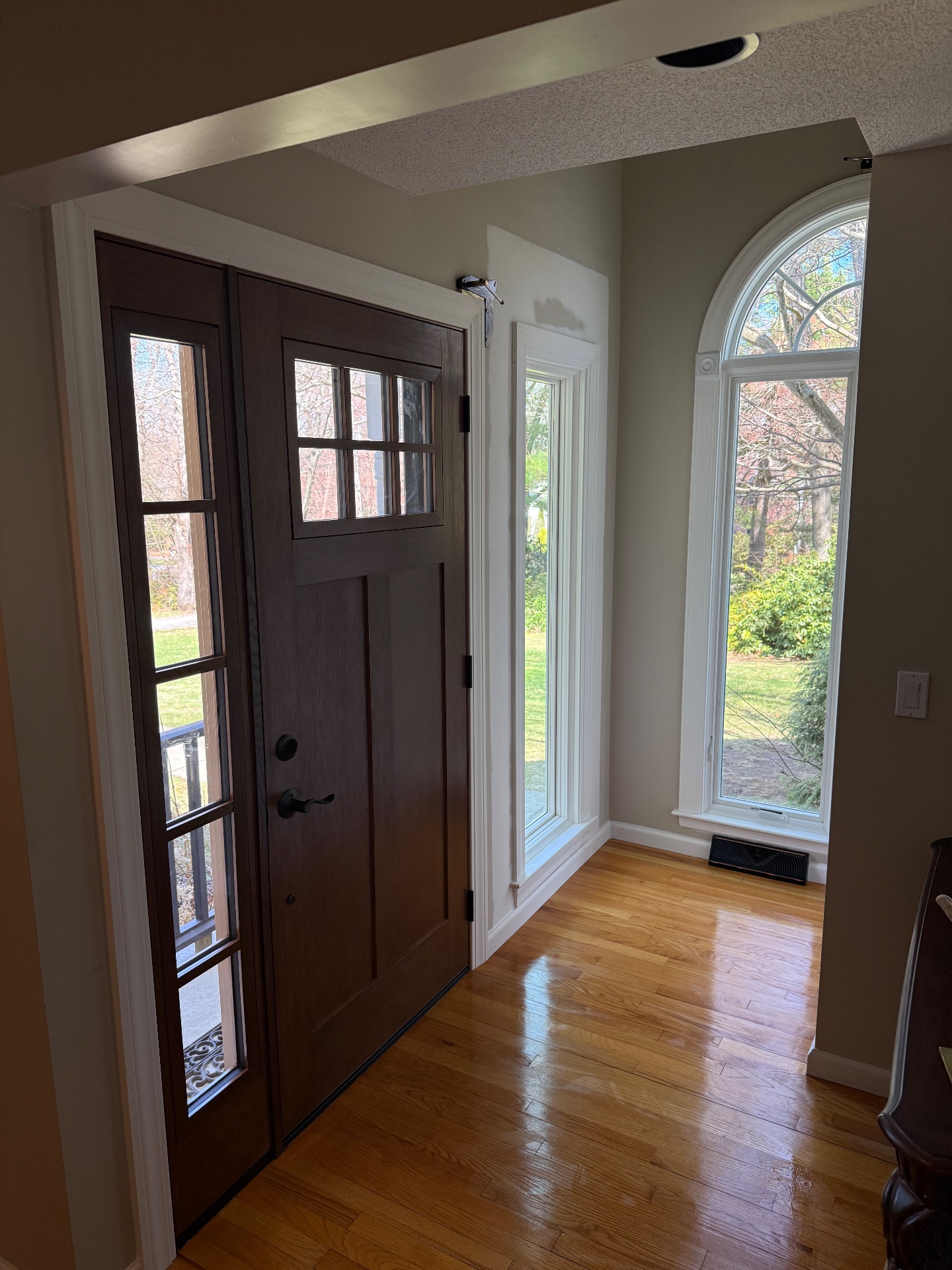 SS Renovation LLC, Custom Window Design in Westfield, MA - photo 2