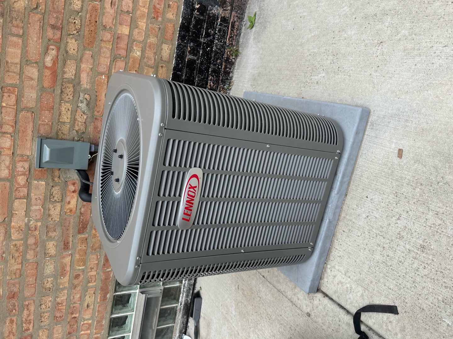 Topline HVAC Inc, Central Air Conditioning Installation or Replacement in Skokie, IL - photo 1