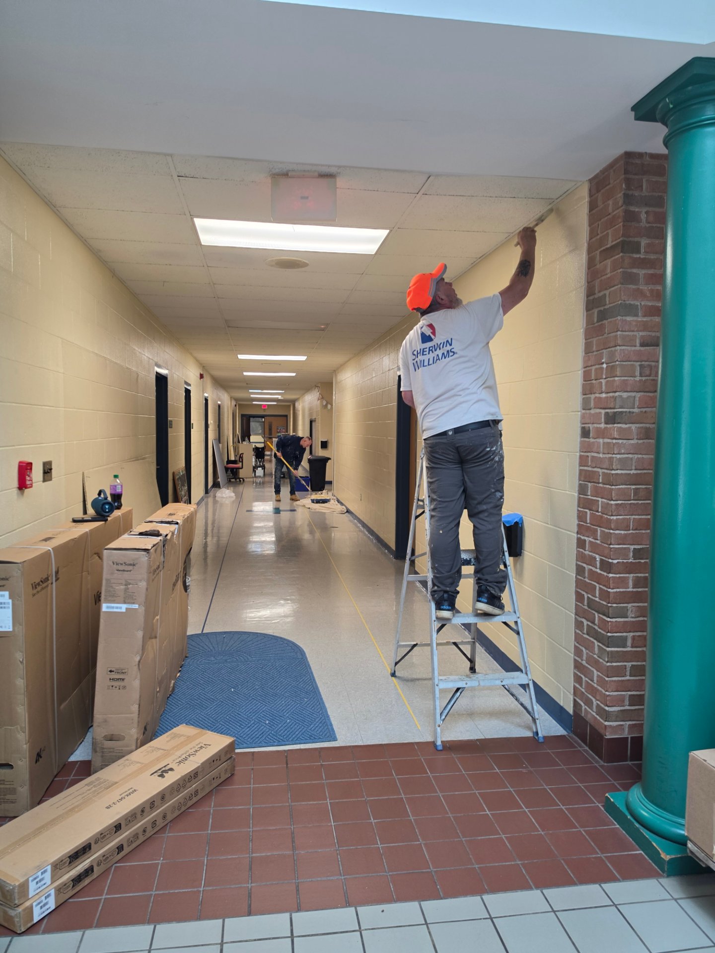 RR Commercial Painting, Inc., Cabinet Painting in Brooklyn , CT - photo 1