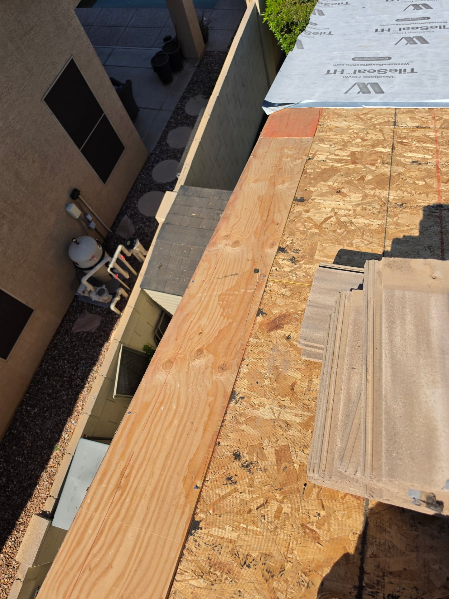 BlackHorse Roofing & Construction, LLC, Roof Installation or Replacement in Phoenix, AZ - photo 3