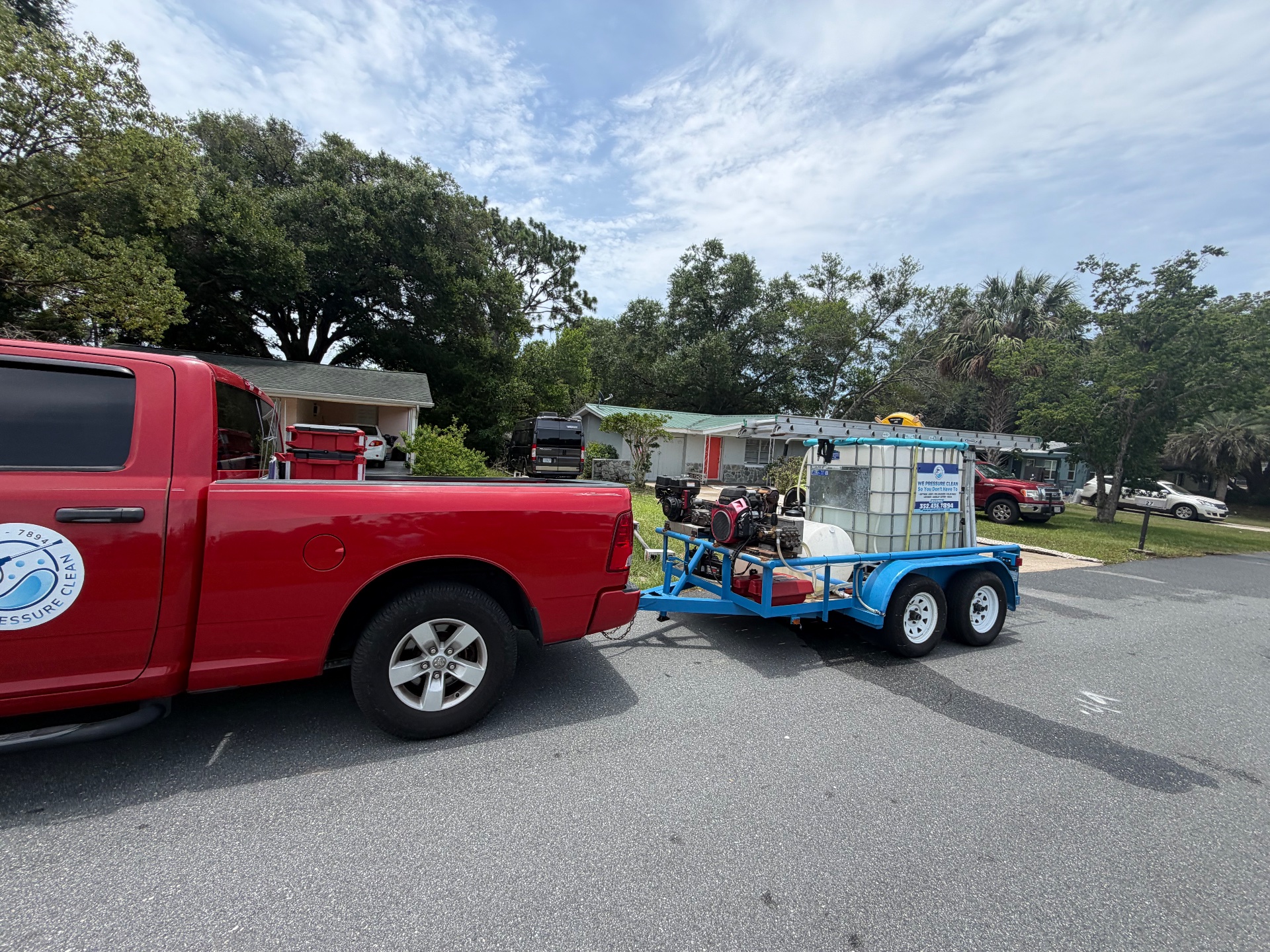 We Pressure Clean LLC, Gutter Cleaning in Homosassa, FL - photo 3
