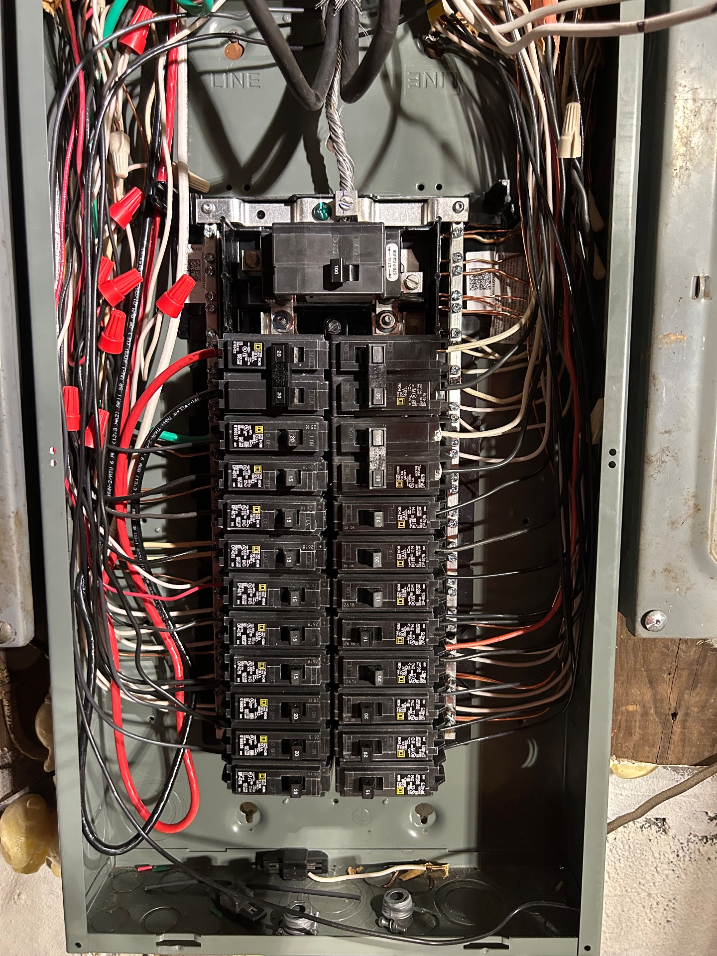 YF Electric, Electrical and Wiring Repair in Providence, RI - photo 3