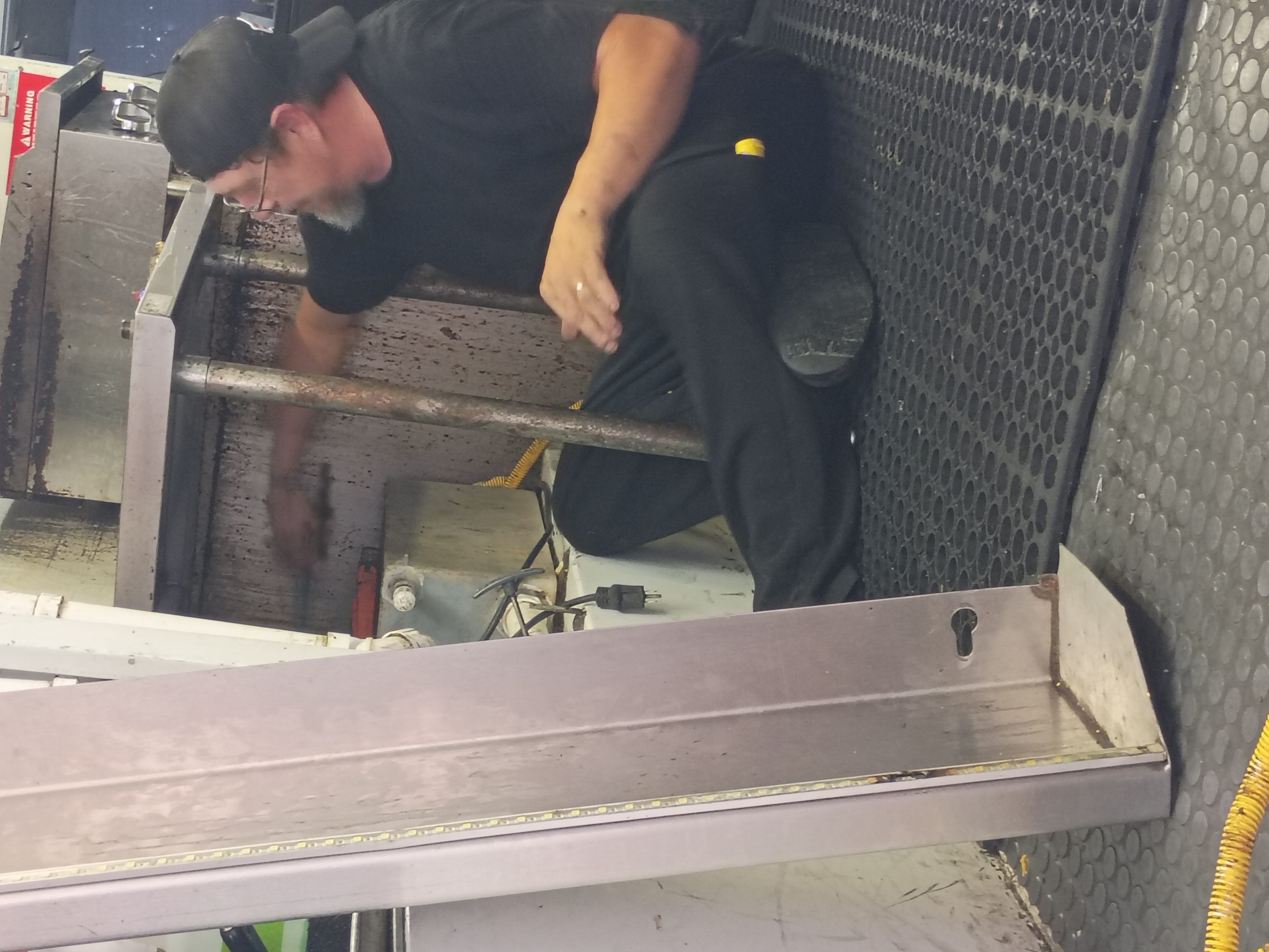 Morel's mobile kitchen repair llc, Generator Installation/Repair in Campbellsburg, KY - photo 4