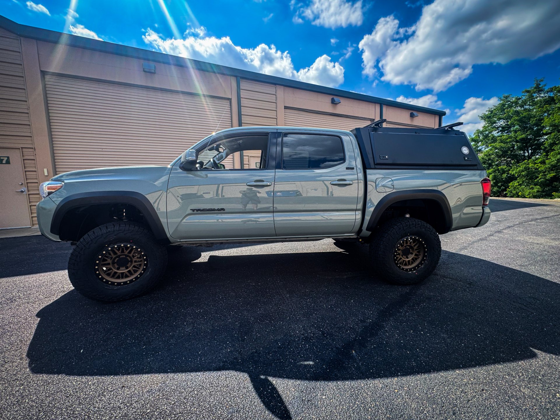Off-Camber 4x4 Garage, Auto Customization in Windsor, CO - photo 4