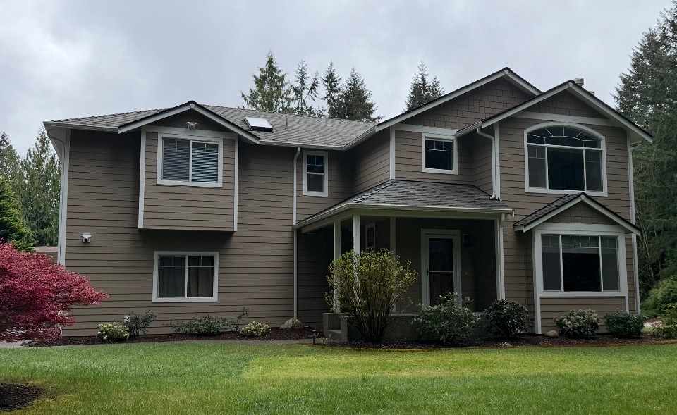 Washington Exteriors, Custom Window Design in Poulsbo, WA - photo 3