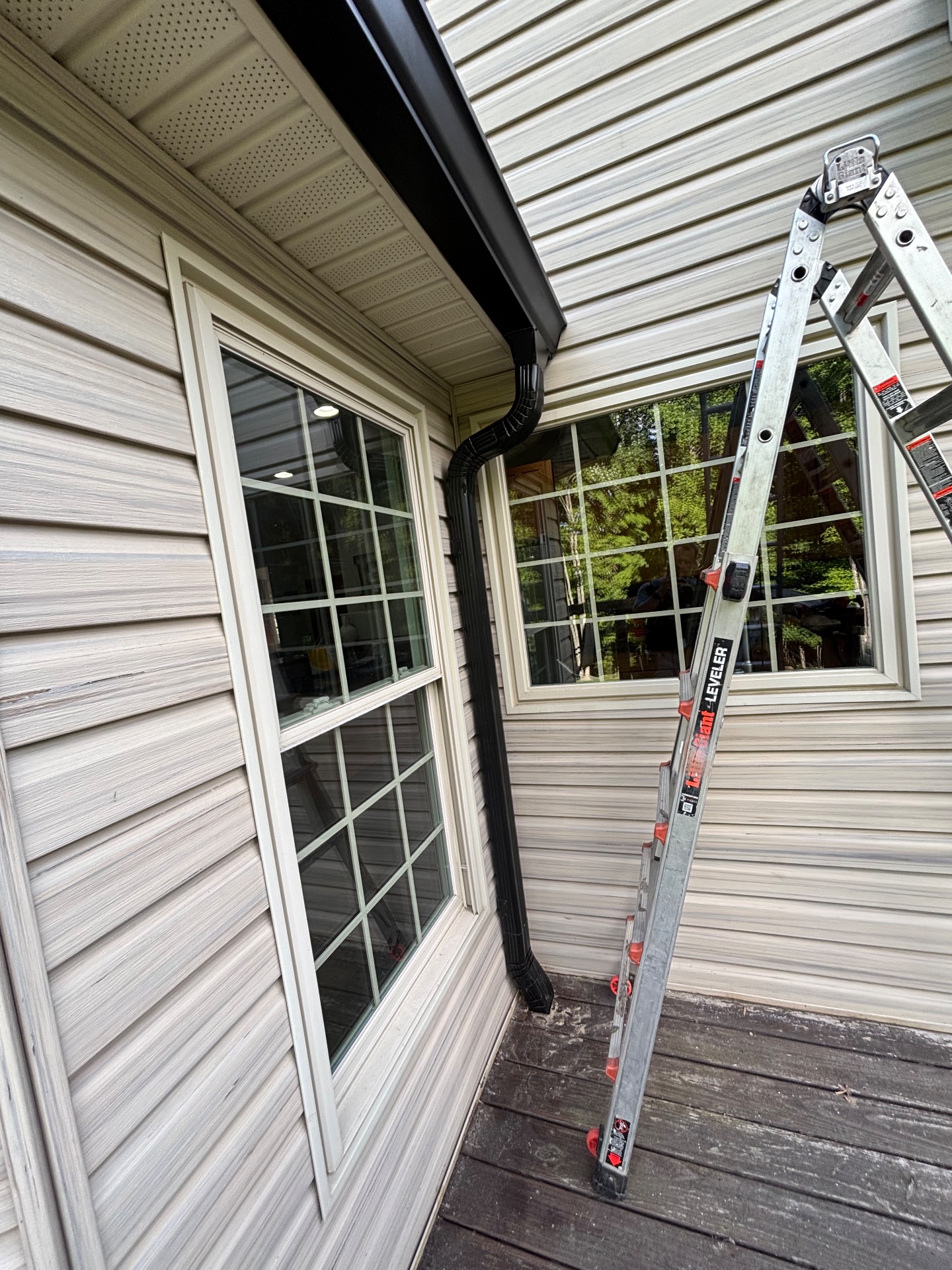 Flag Gutter, Gutter Installation or Replacement in Beckley, WV - photo 4