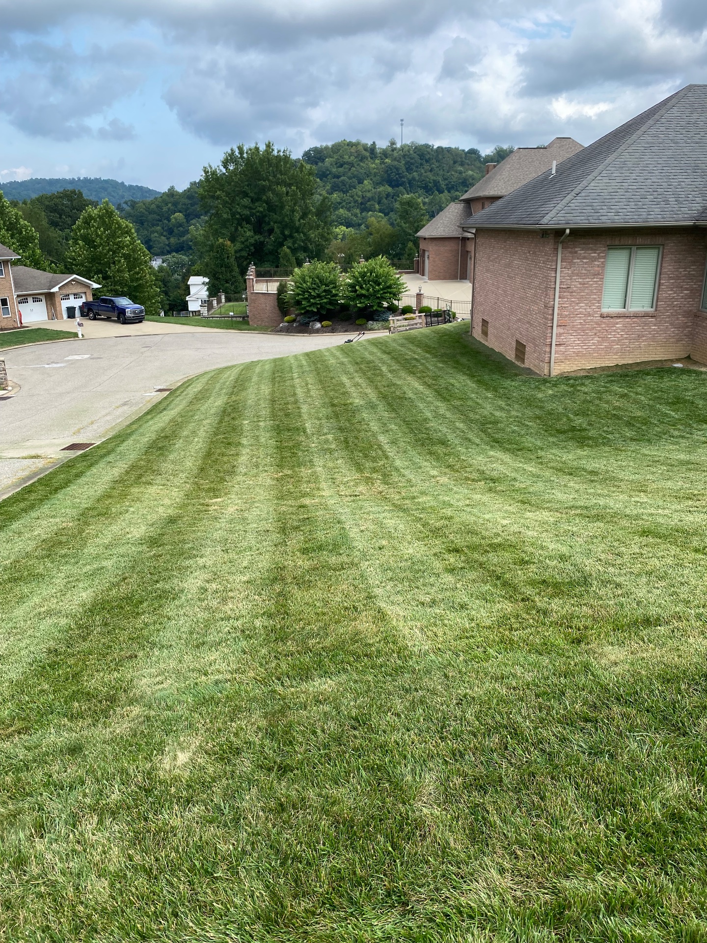 BrightClean Wheeling LLC, Full Service Lawn Care in Wheeling, WV - photo 1