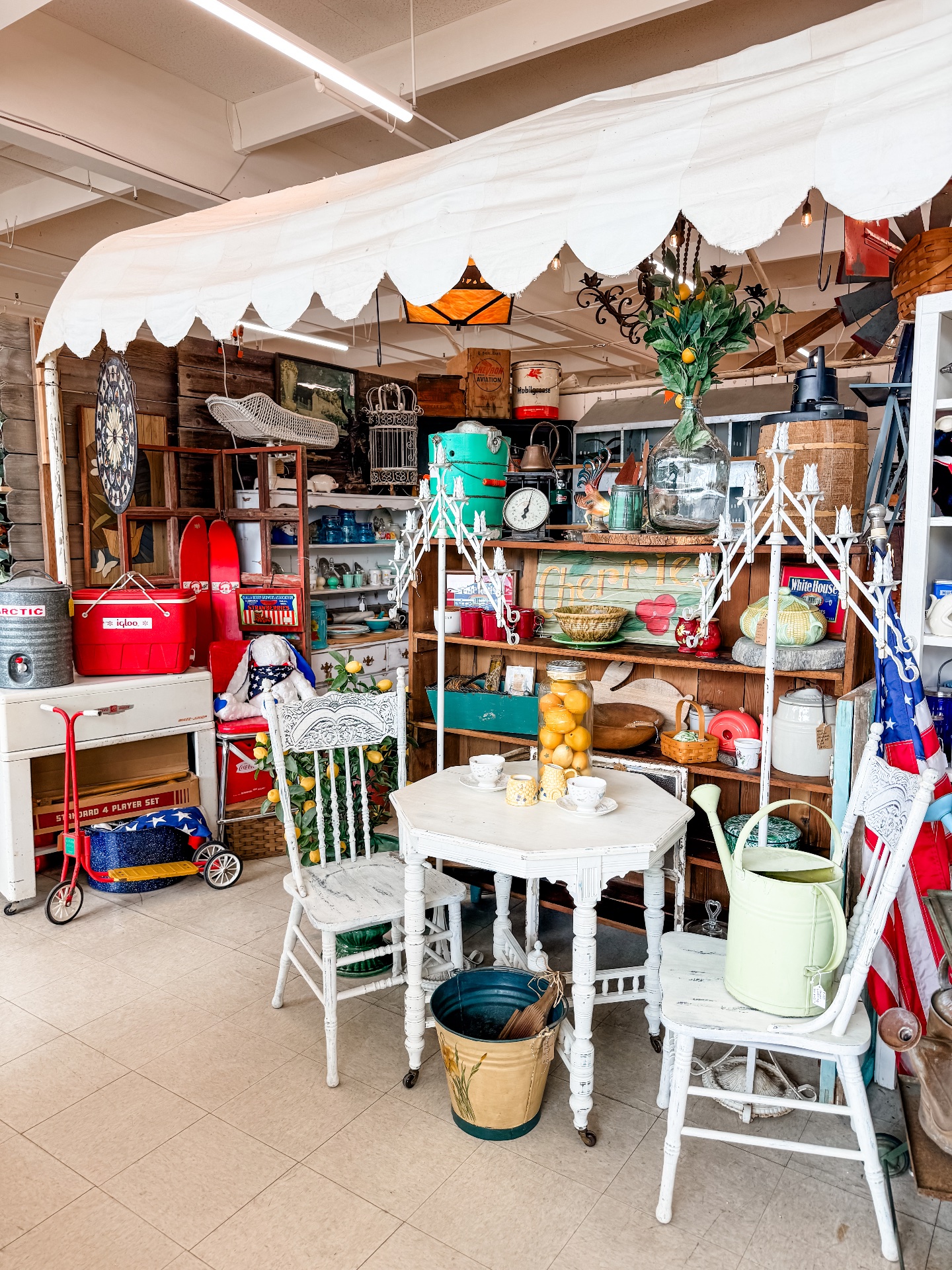 Midtown Home & Vintage Market, Antiques in Coeur d'Alene, ID - photo 3