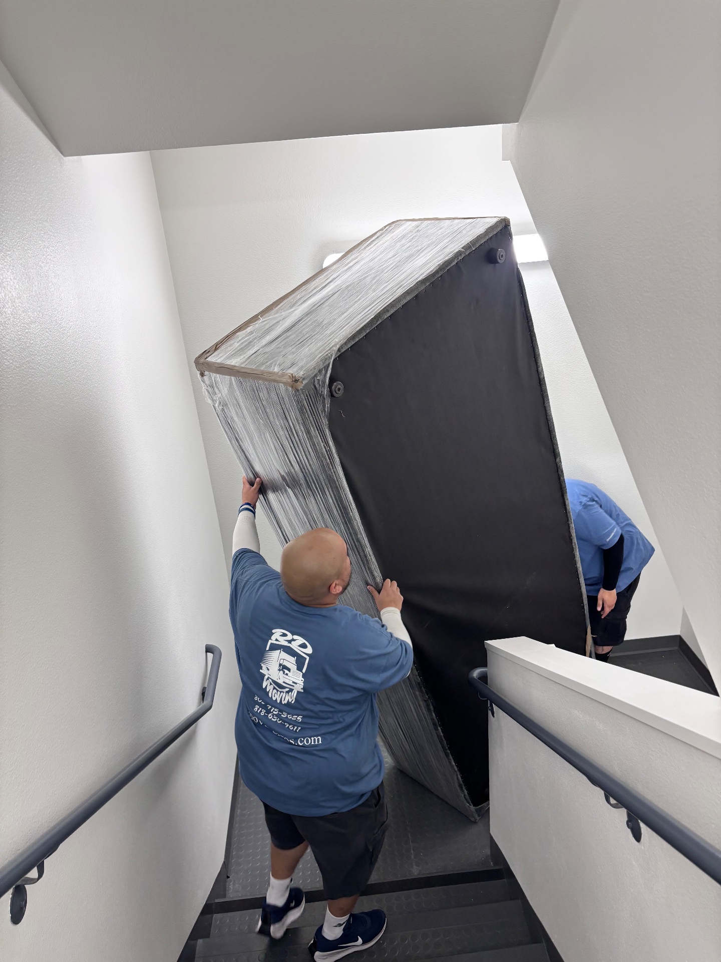 Rd Moving LLC, Moving & Relocation Organization in Mission Hills, CA - photo 5