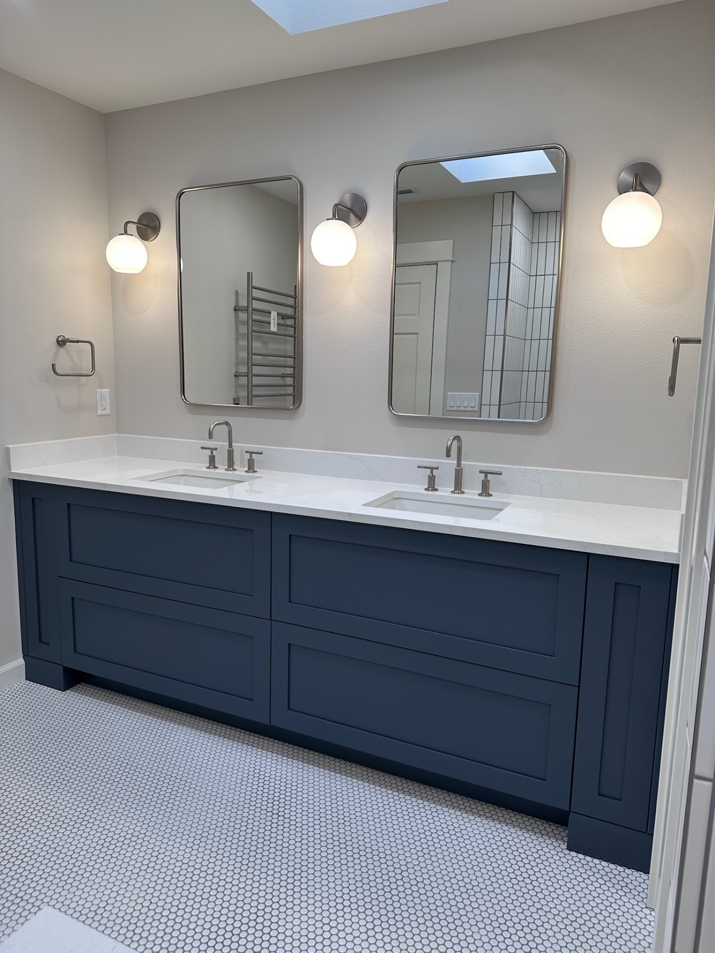 Redding Homes LLC, Bathroom Remodel in Austin, TX - photo 8