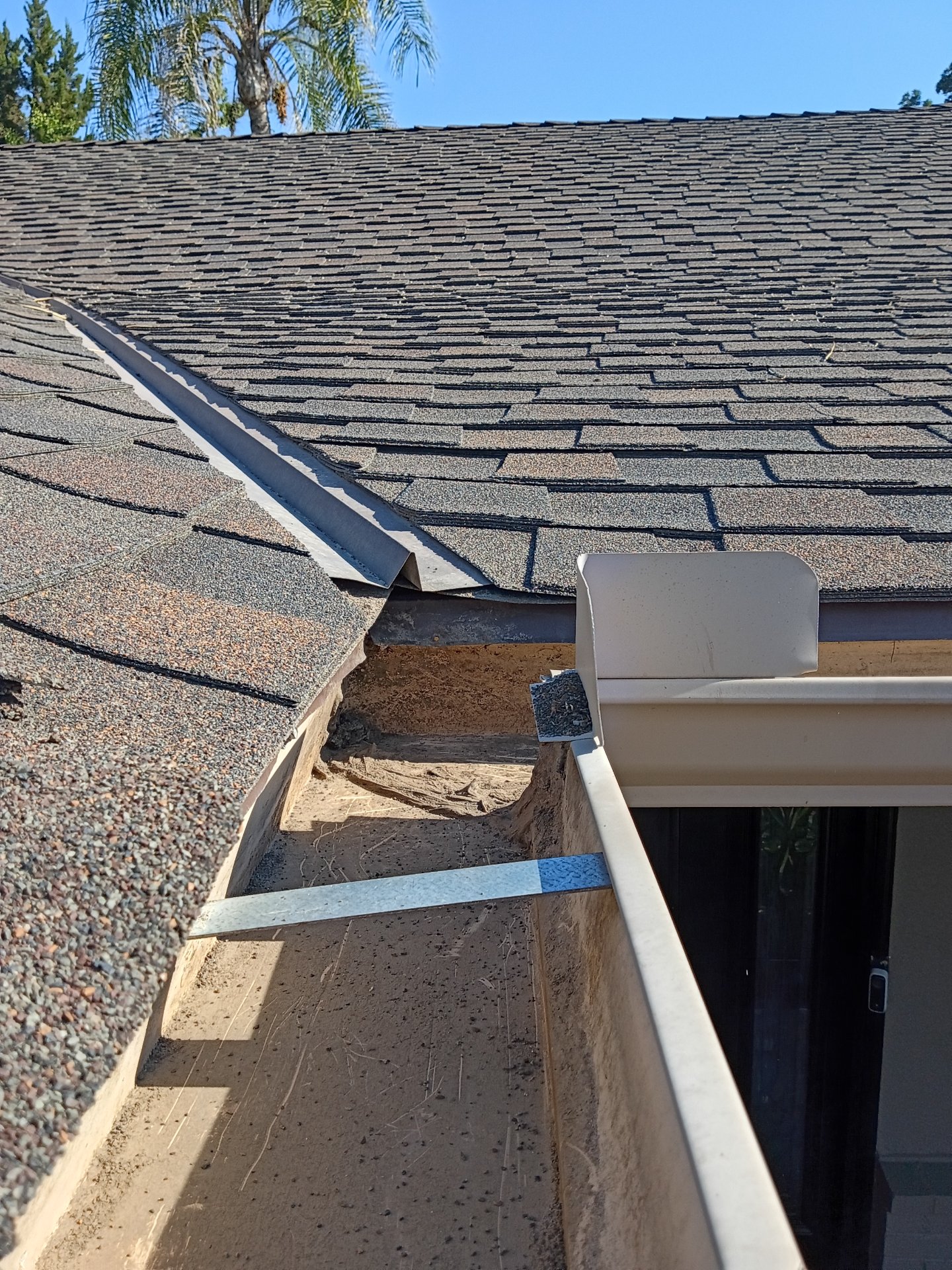 Gutter King Cleaning Services, Gutter Installation or Replacement in Fresno, CA - photo 3