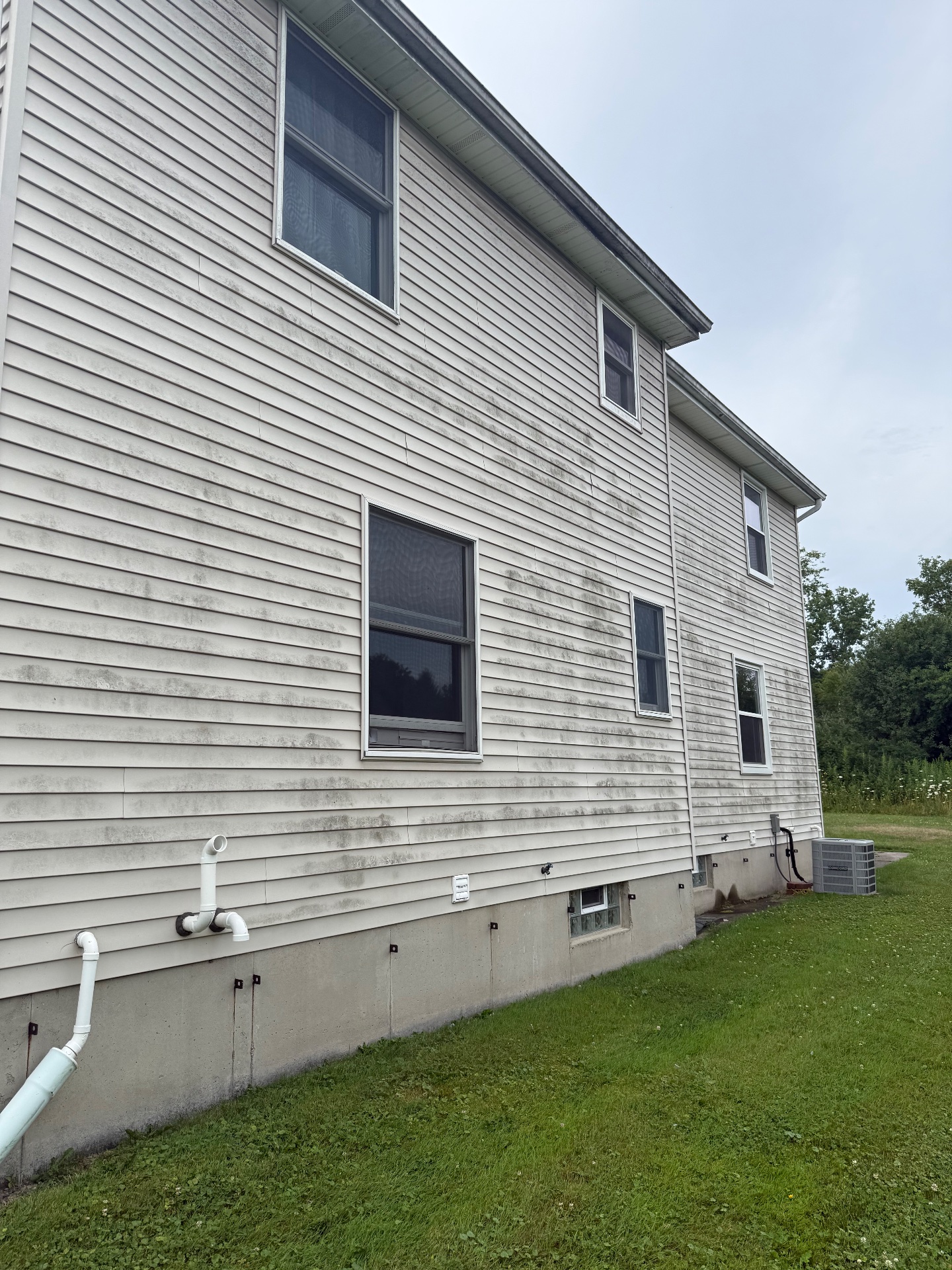 Crown Exterior Cleaning, Gutter Cleaning in East Aurora, NY - photo 1
