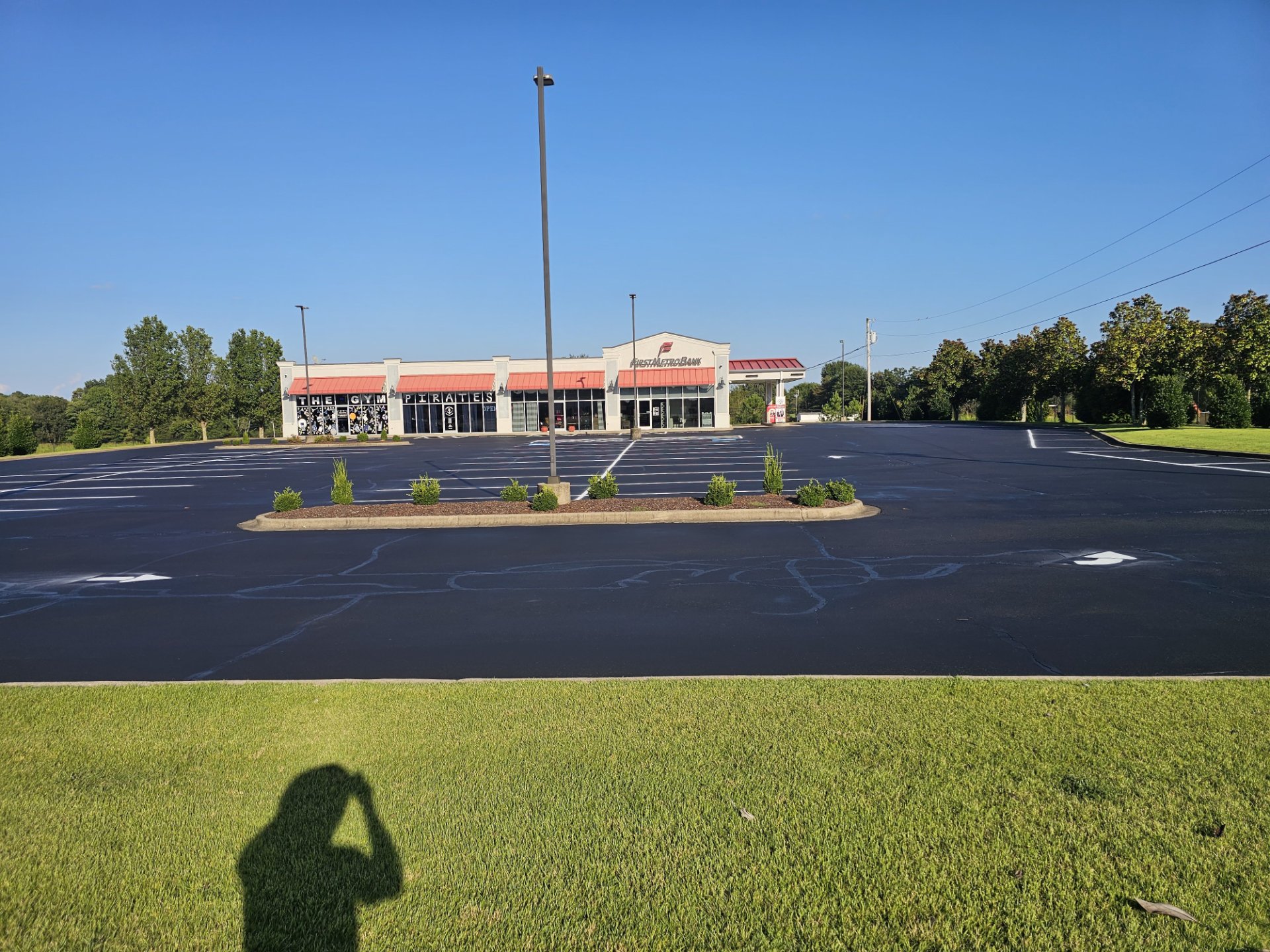 Roath Sealcoating, Asphalt Repair and Maintenance in Lawrenceburg , TN - photo 6