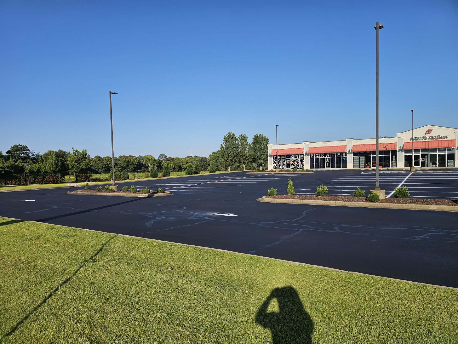 Roath Sealcoating, Asphalt Repair and Maintenance in Lawrenceburg , TN - photo 7