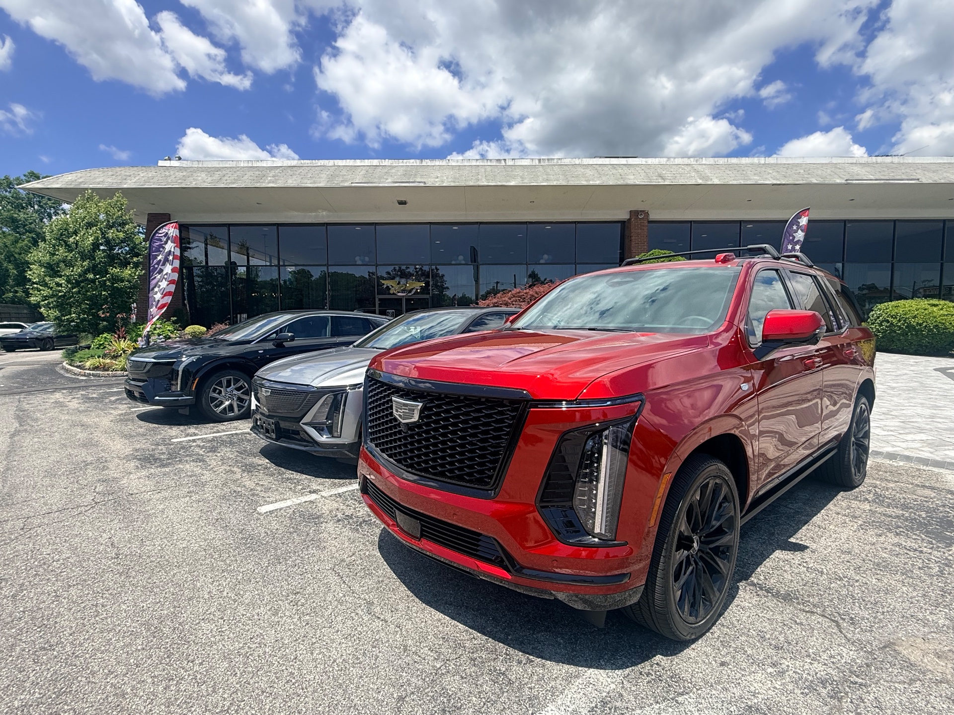 Sarant Cadillac, Financing and Leasing in Farmingdale, NY - photo 2