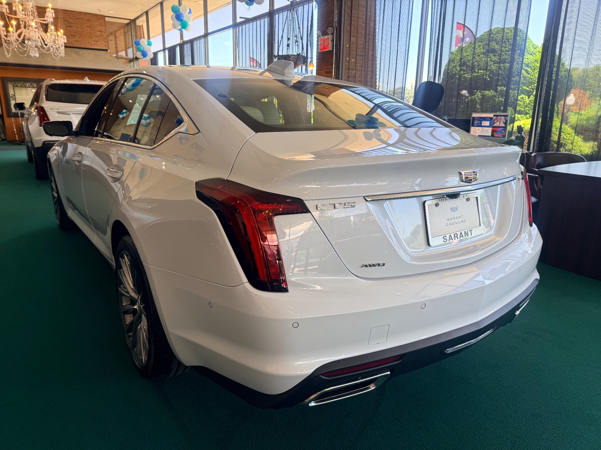 Sarant Cadillac, Financing and Leasing in Farmingdale, NY - photo 8