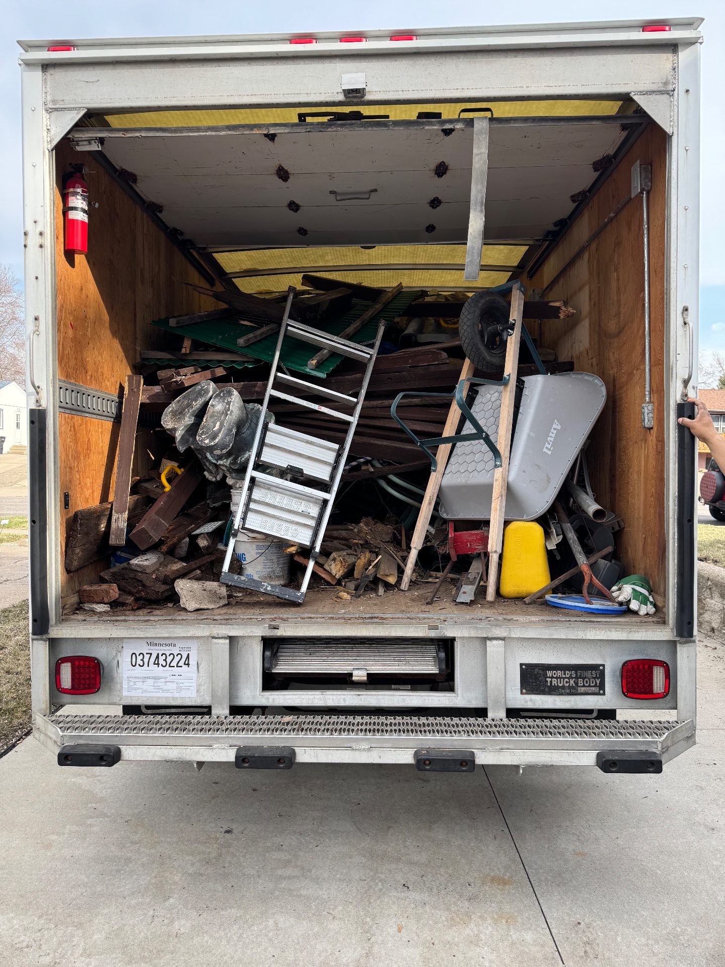 Fernandodjunkremoval, Residential Junk Removal in Maplewood, MN - photo 1