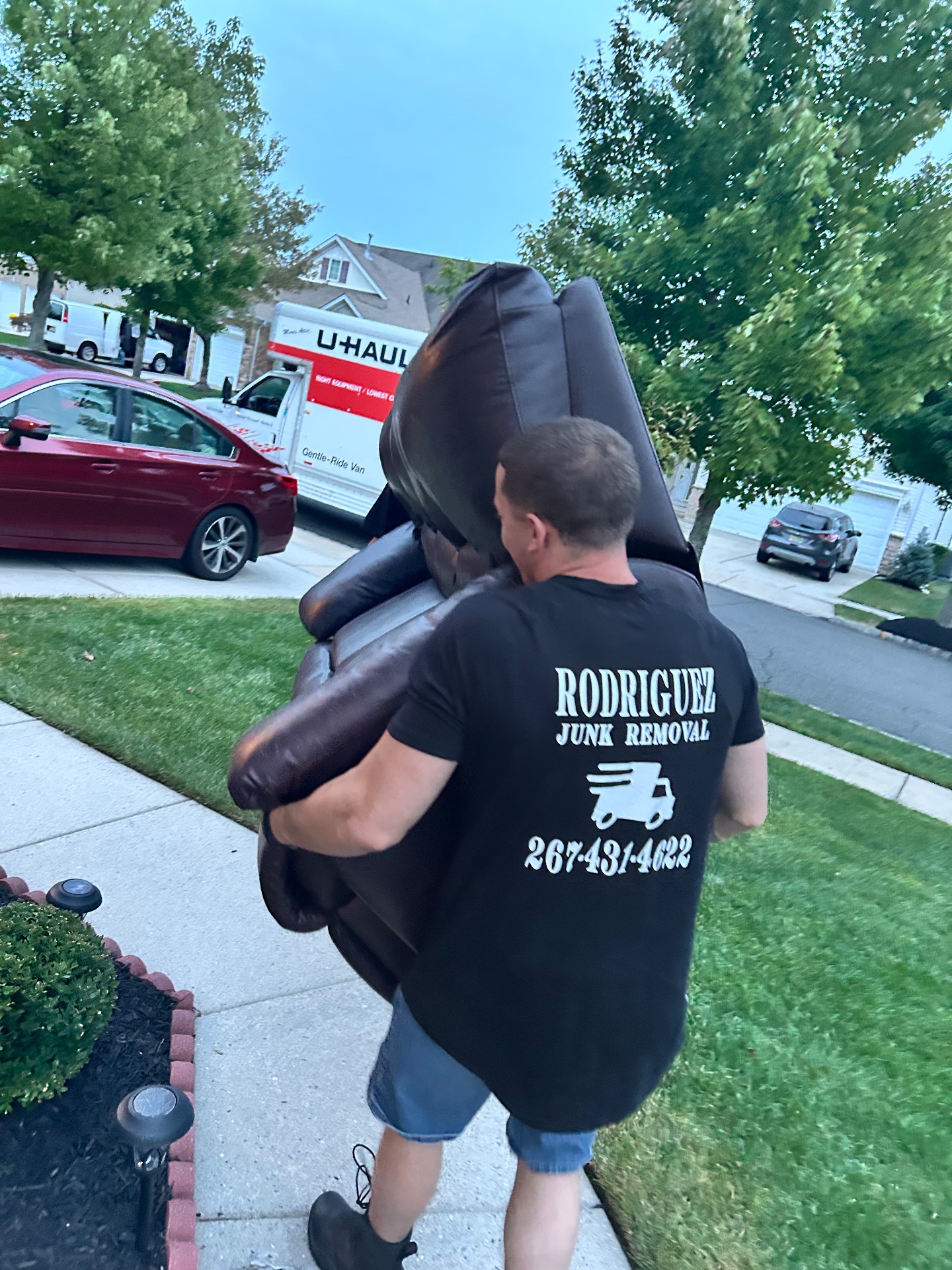 Rodriguez Junk Removal LLC, Residential Junk Removal in Philadelphia, PA - photo 3