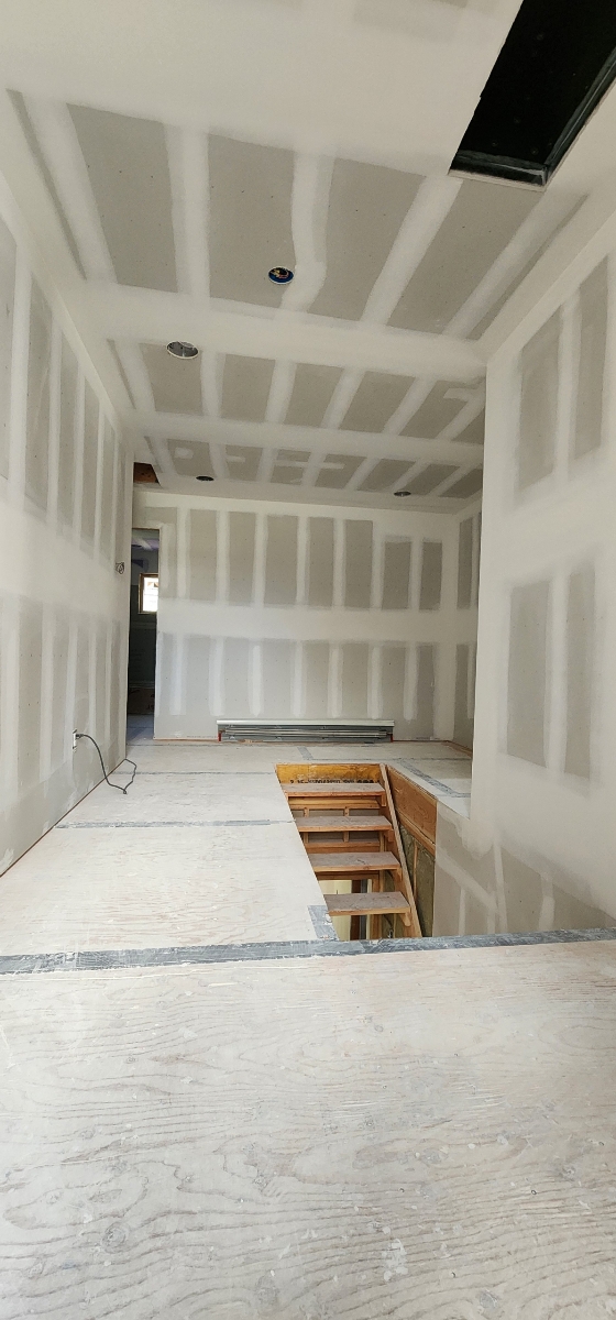 Dan Bozzo Spackling & Taping, Drywall Installation and Hanging in Nesconset, NY - photo 2