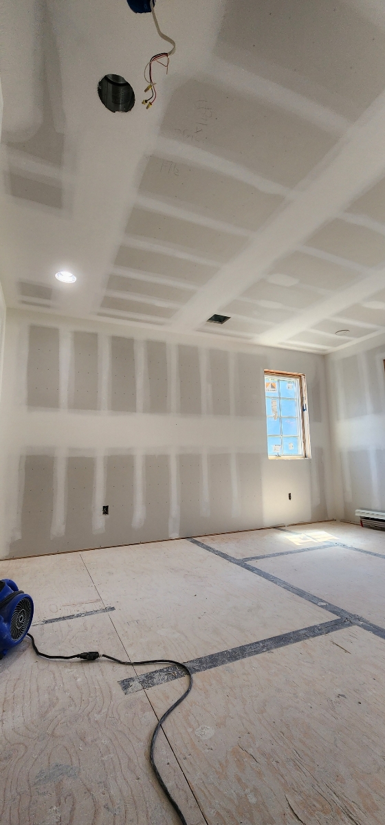 Dan Bozzo Spackling & Taping, Drywall Installation and Hanging in Nesconset, NY - photo 8