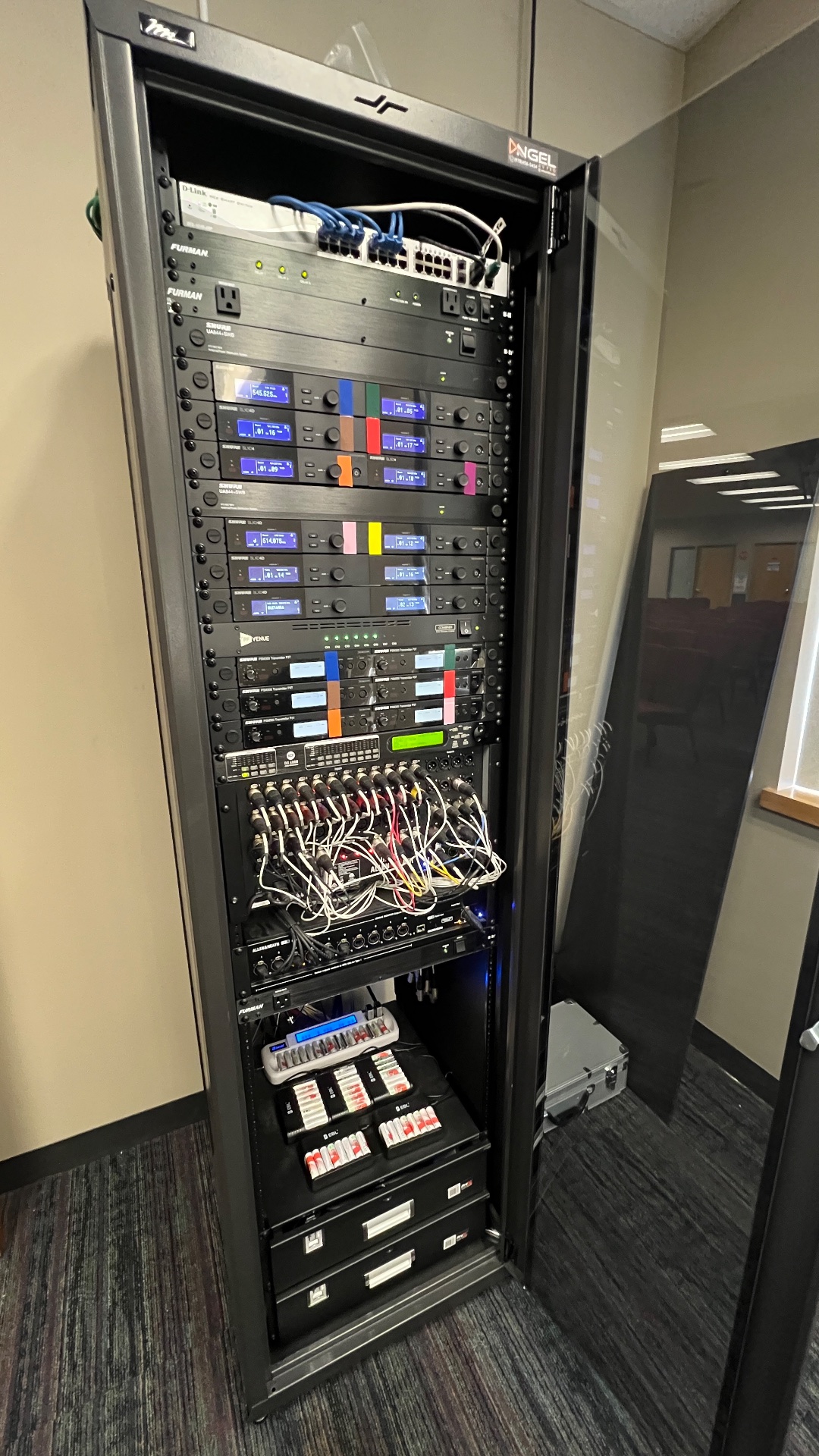Angel AV Pro, Audio/Visual Equipment Rental in Hyannis, MA - photo 4