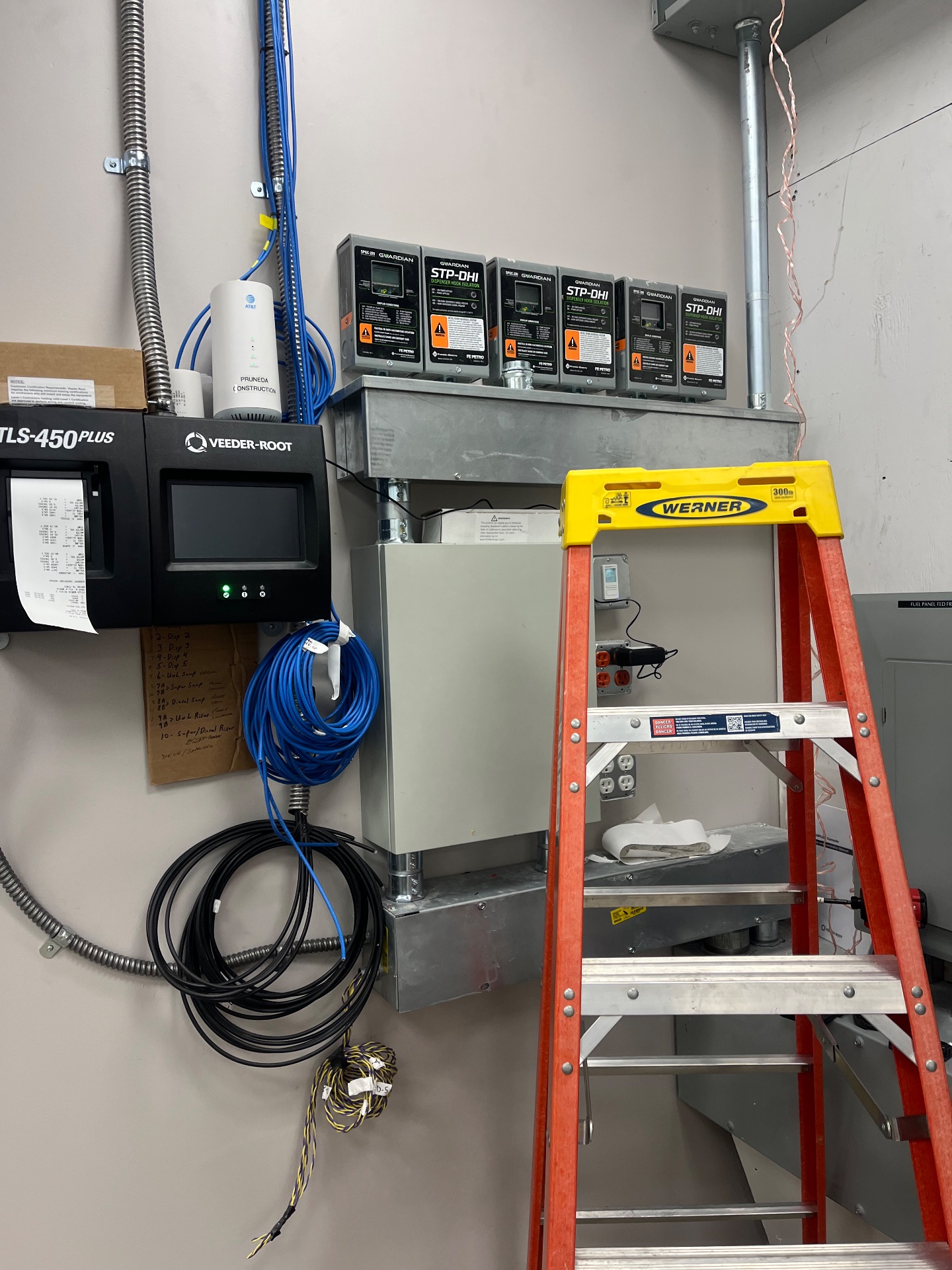 Texas Lit Energy LLC, Circuit Breaker Panel or Fuse Box Installation in Buda, TX - photo 1
