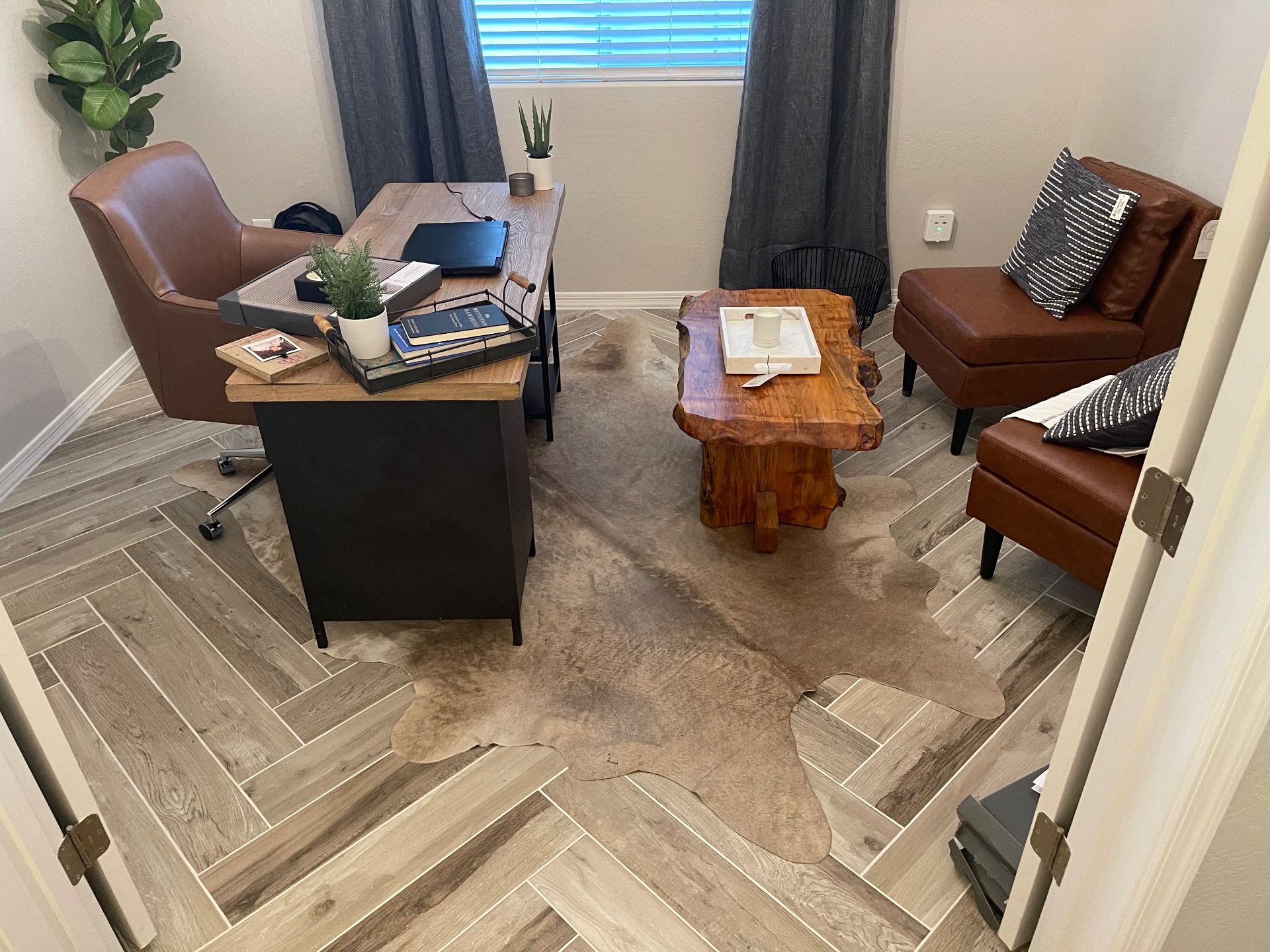 Decorating By Timothy, Finish Carpentry in San Tan Valley, AZ - photo 5