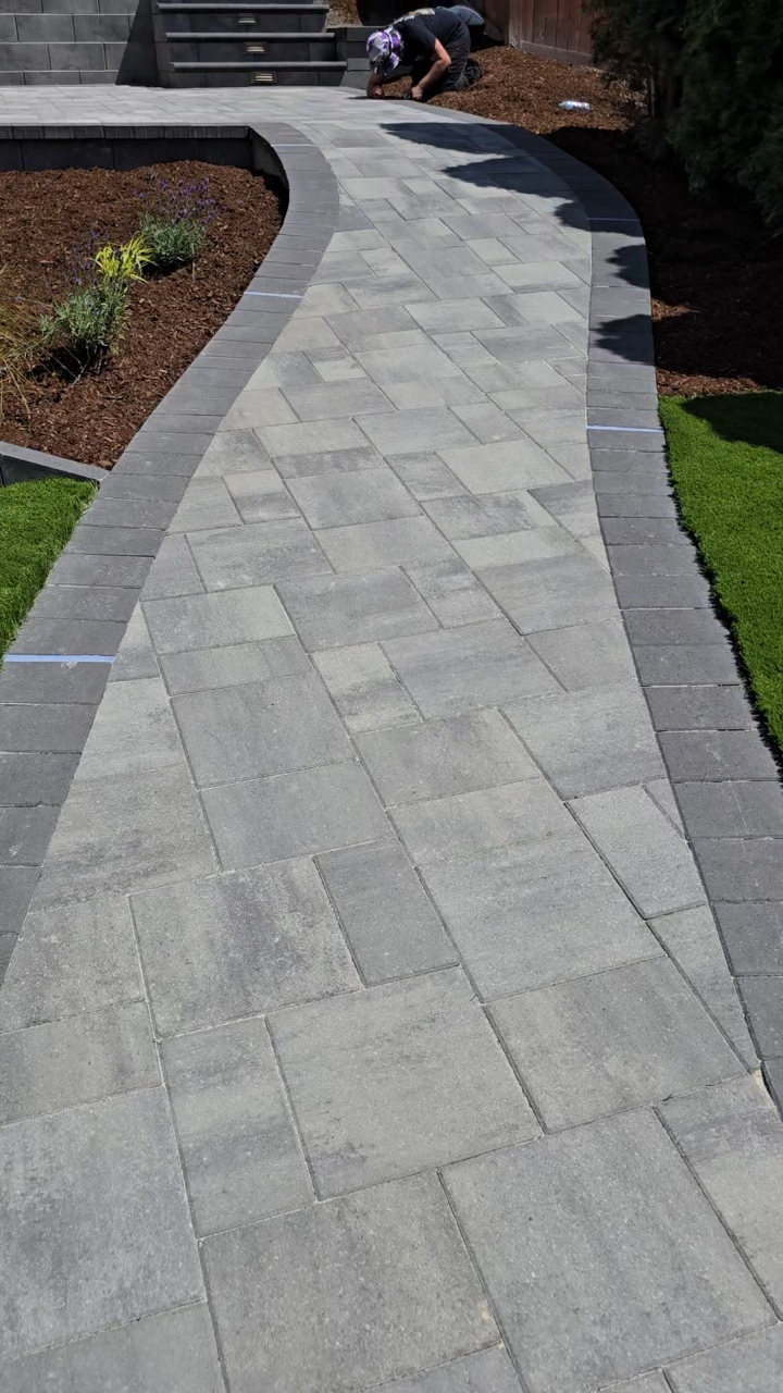 AR Outdoor Living Group, Pavers and Flagstone in Redmond, WA - photo 2